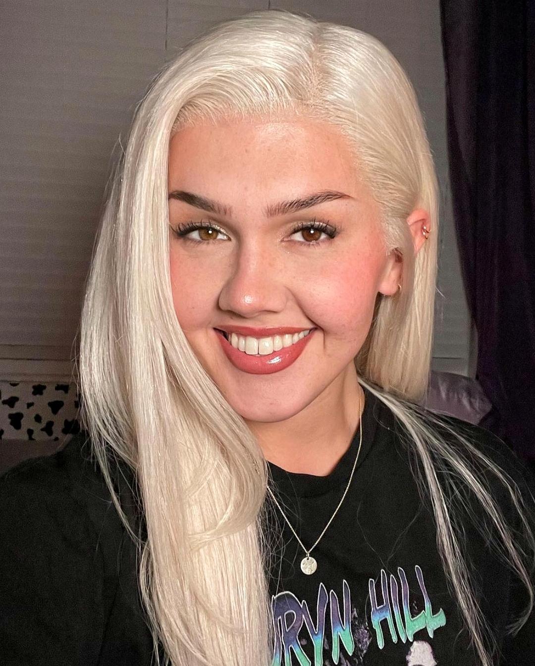 Daisy Taylor : DominoPresleyToday