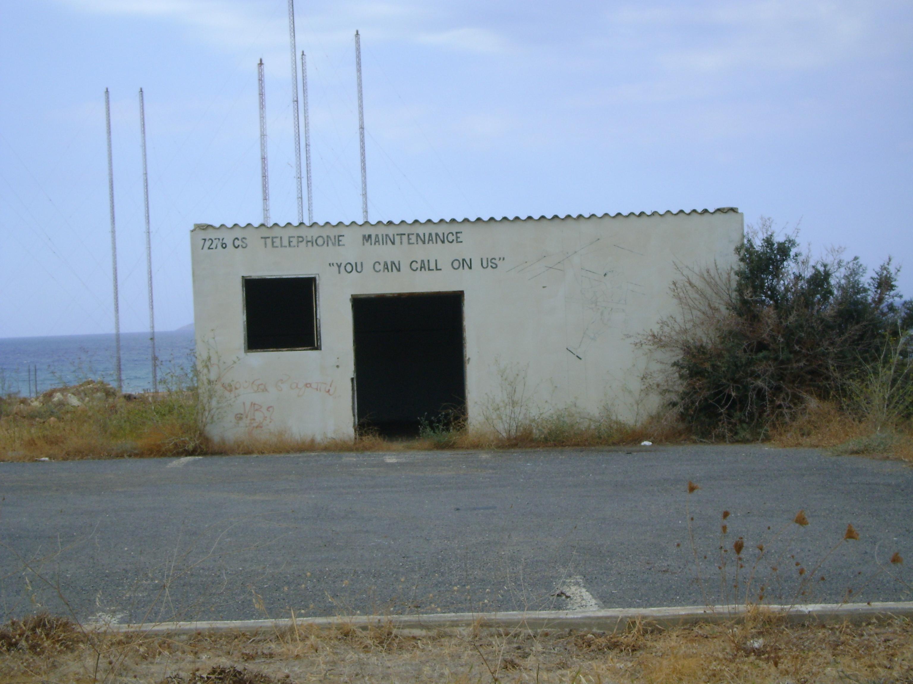 abandoned US military base (Crete, Greece) [OC][3072x2304] r