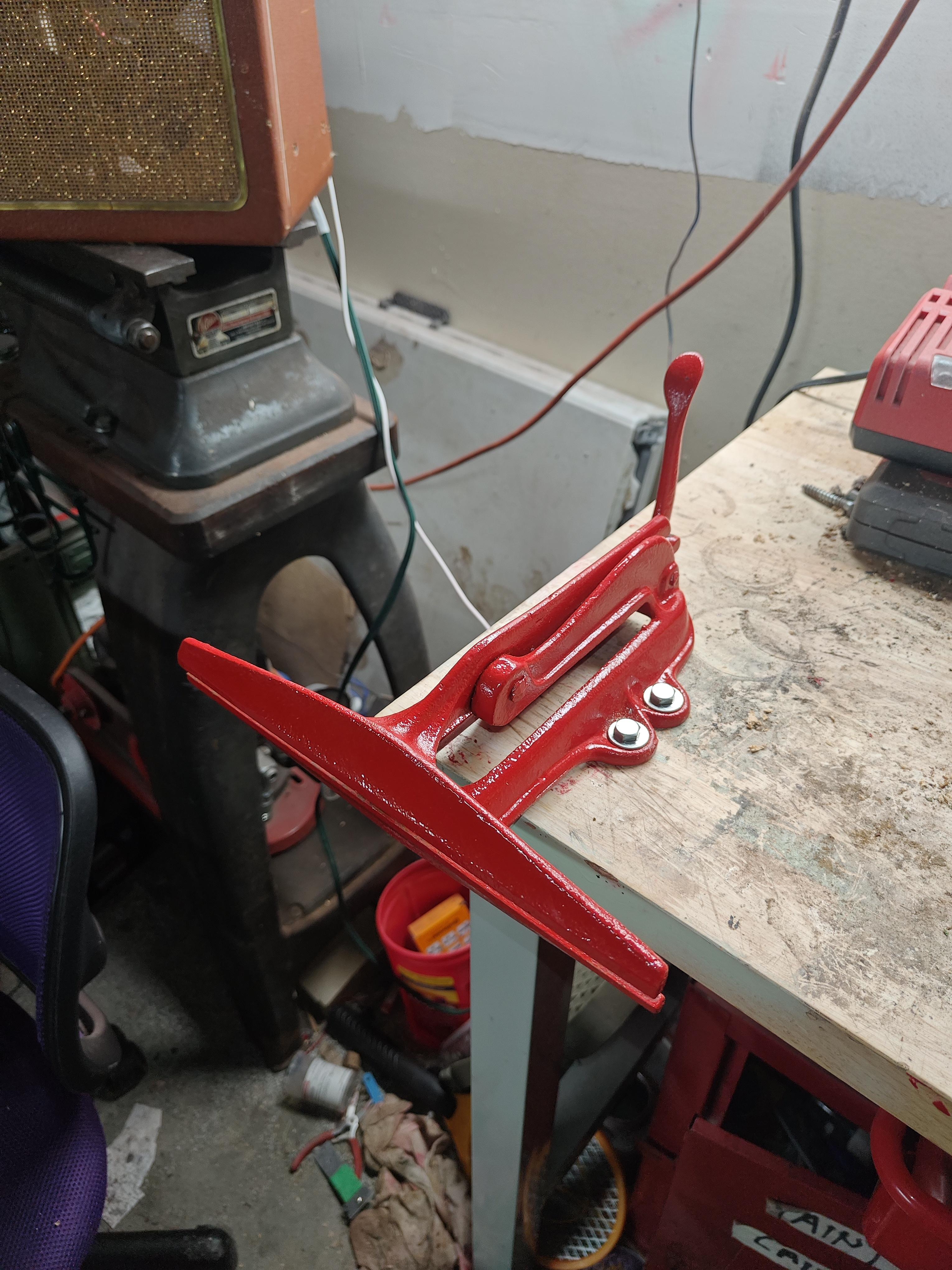 Found a sheet metal vice at the ReStore r/Tools