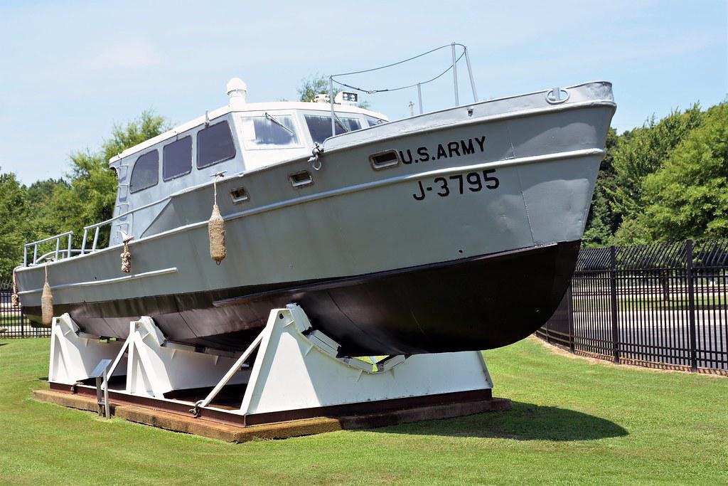 Need advice Purchasing Salvage Boat boating
