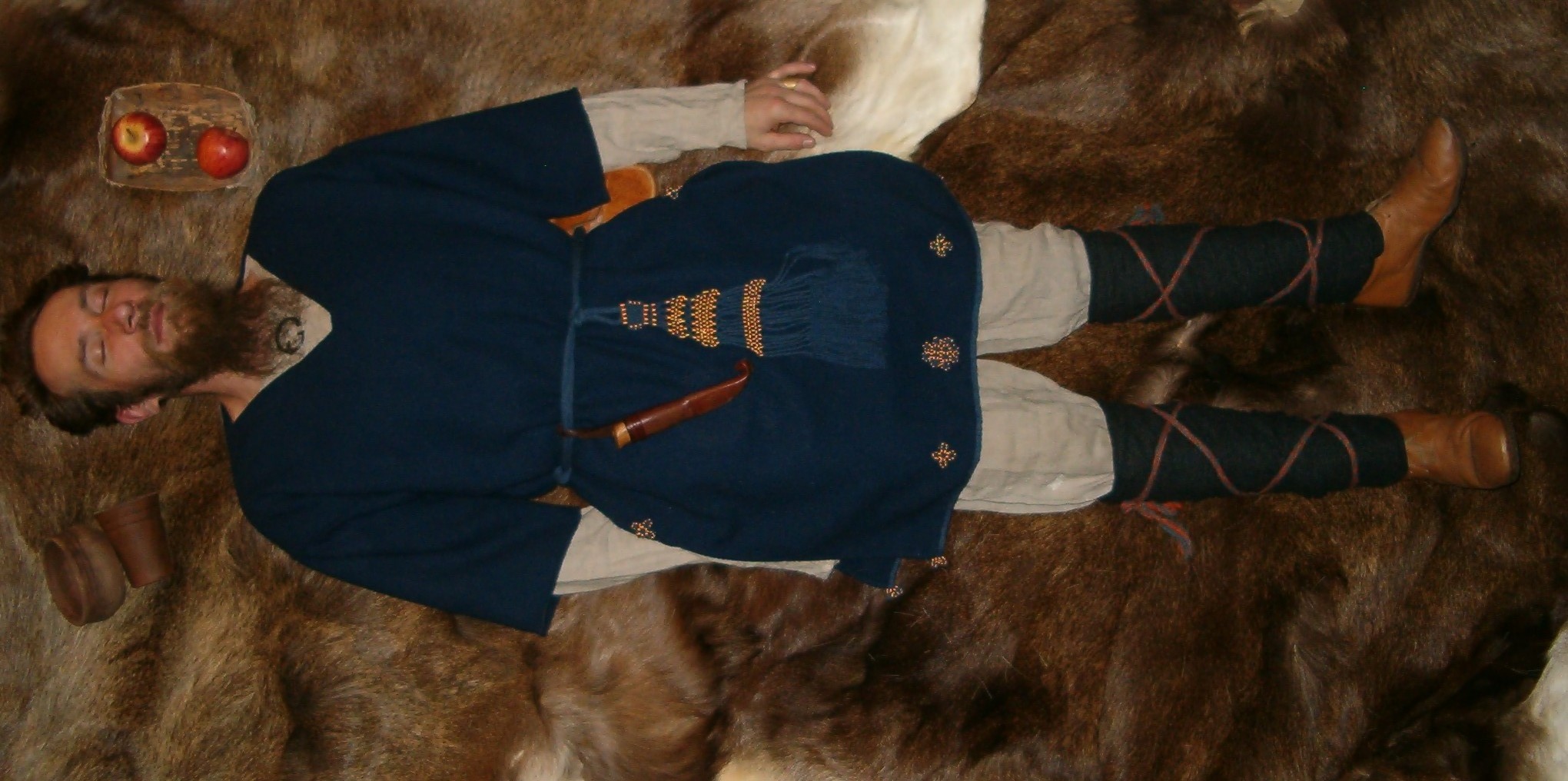 Reconstruction of an iron age burial, Eura, Finland r/pics