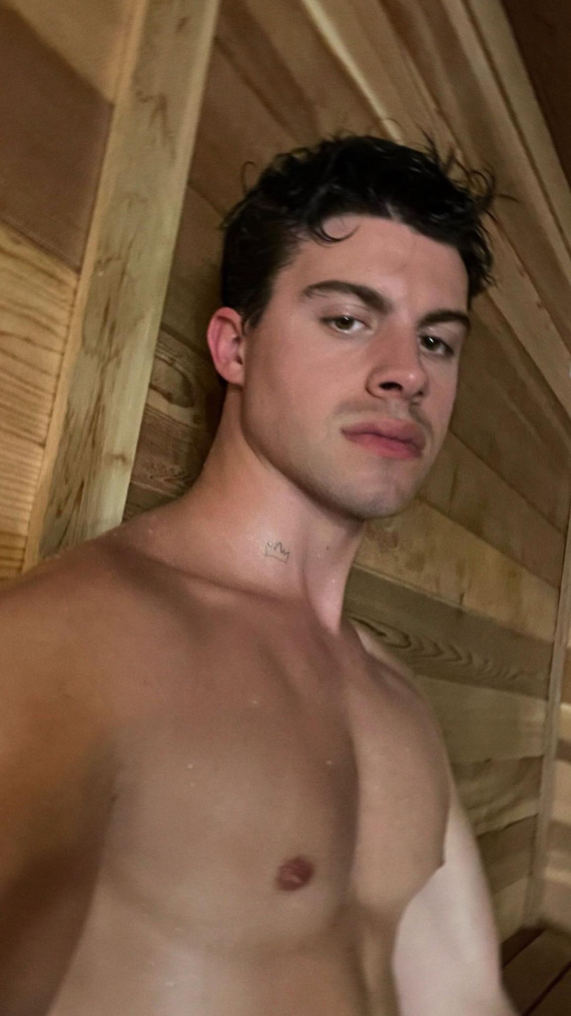 Andrew Matarazzo : ShirtlessCelebMen