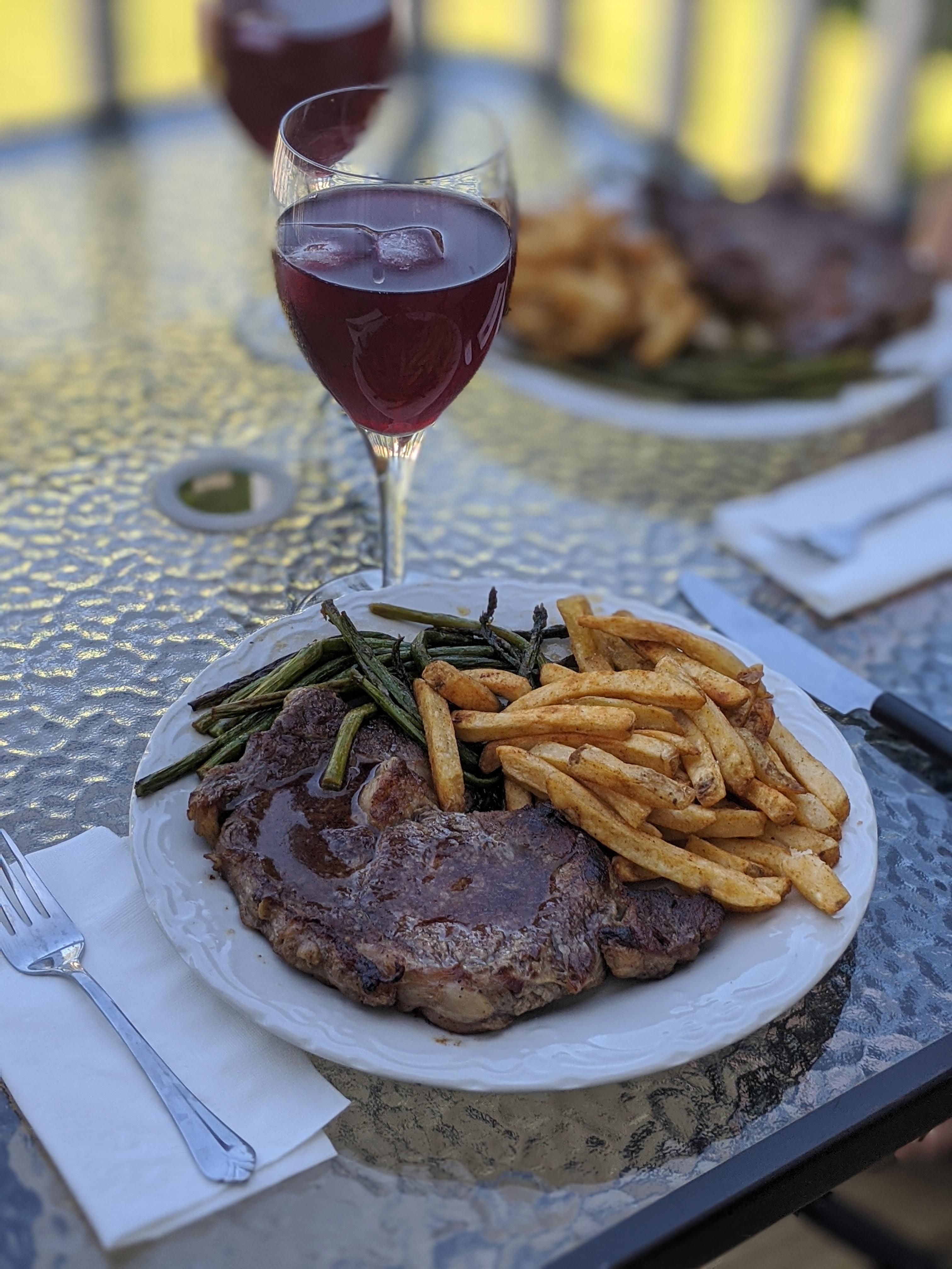 [Homemade] Ribeye Steak with Asparagus, French Fries, and Wine r/food