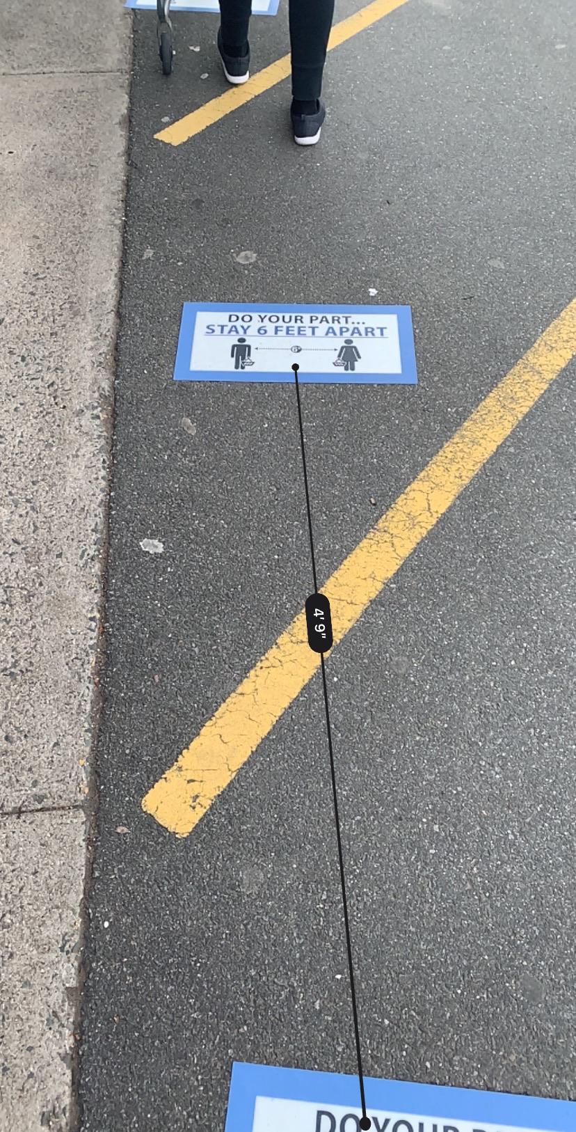 These “Stay 6 Feet Apart” signs are not 6 feet apart r/mildlyinteresting