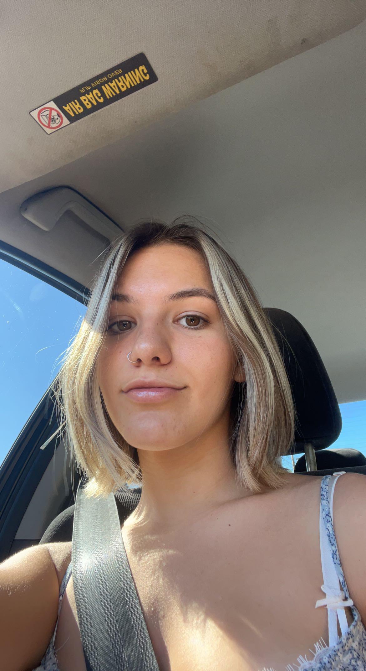 horny 18 year old with a free account and frequent posts 🤷🏼‍♀️ why not