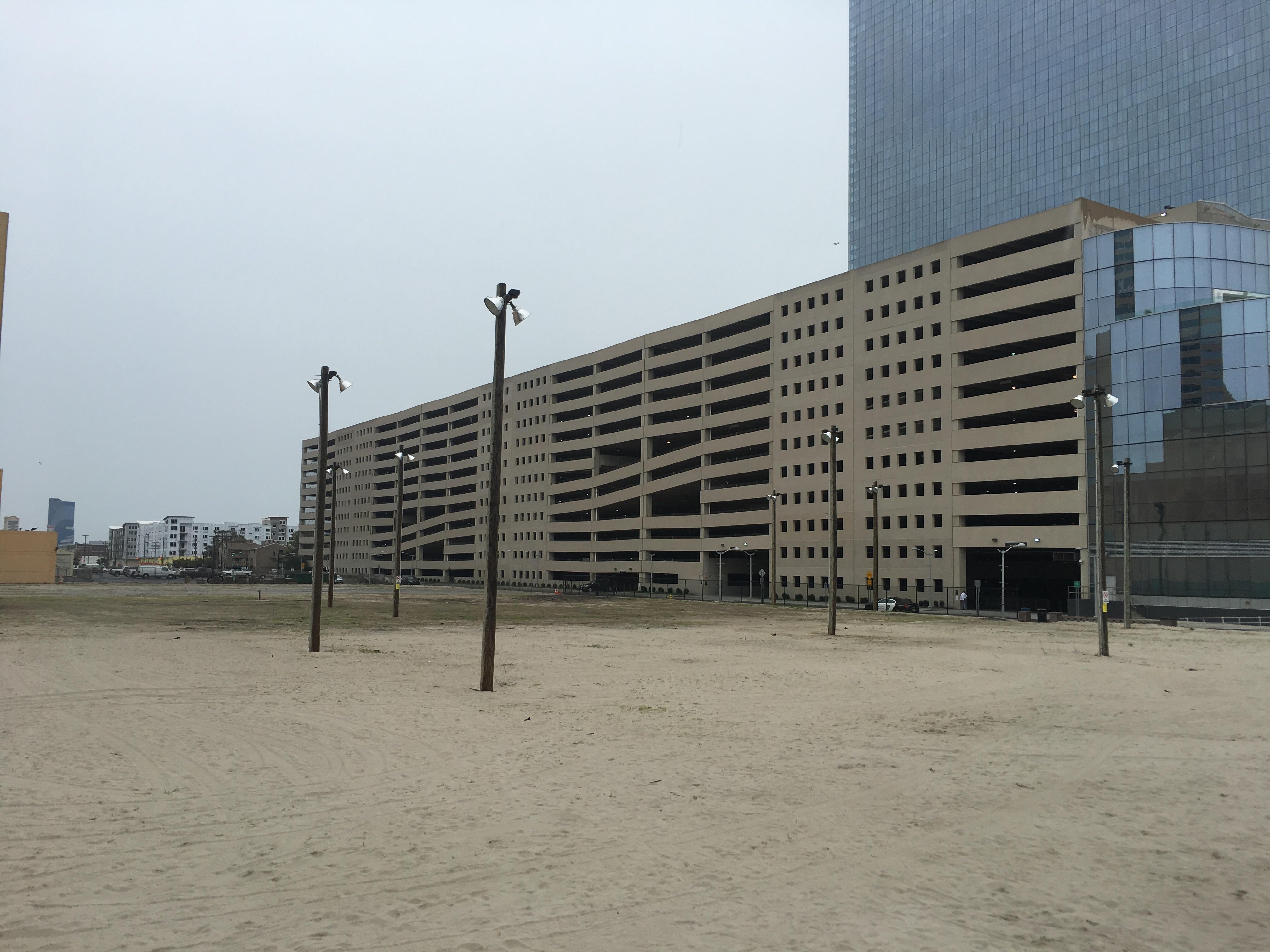 Parking garage in Atlantic City looks like it has partially collapsed