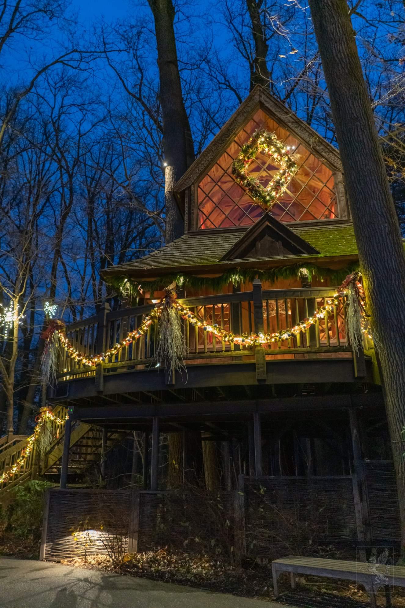 this hut at longwood gardens, pa r/CozyPlaces
