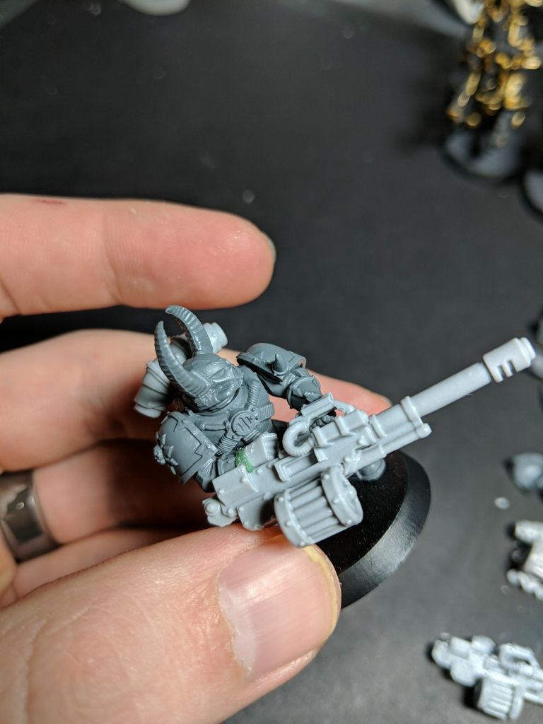Converting my CSM from the SC box into havocs. 4 autoguns, 4 missile