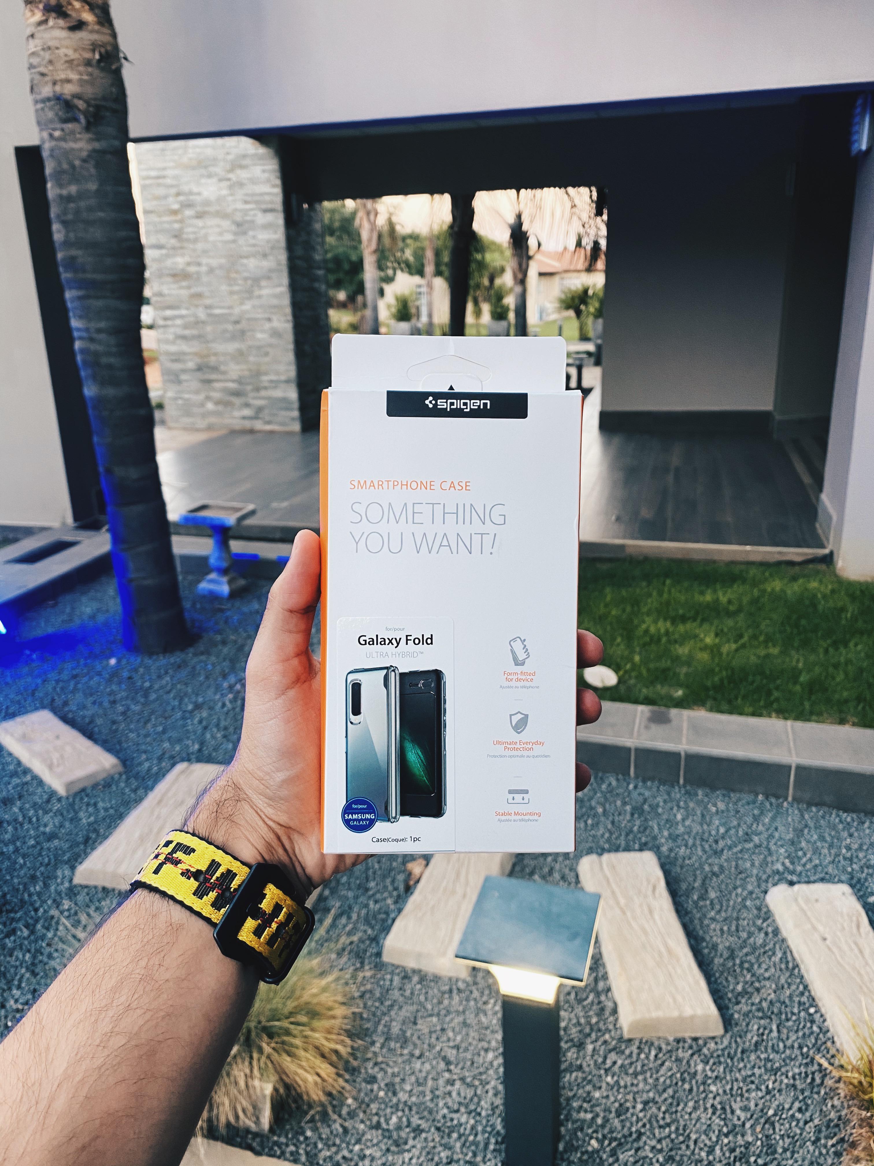 Just got the Spigen Ultra Hybrid Clear case. Anyone have some feedback