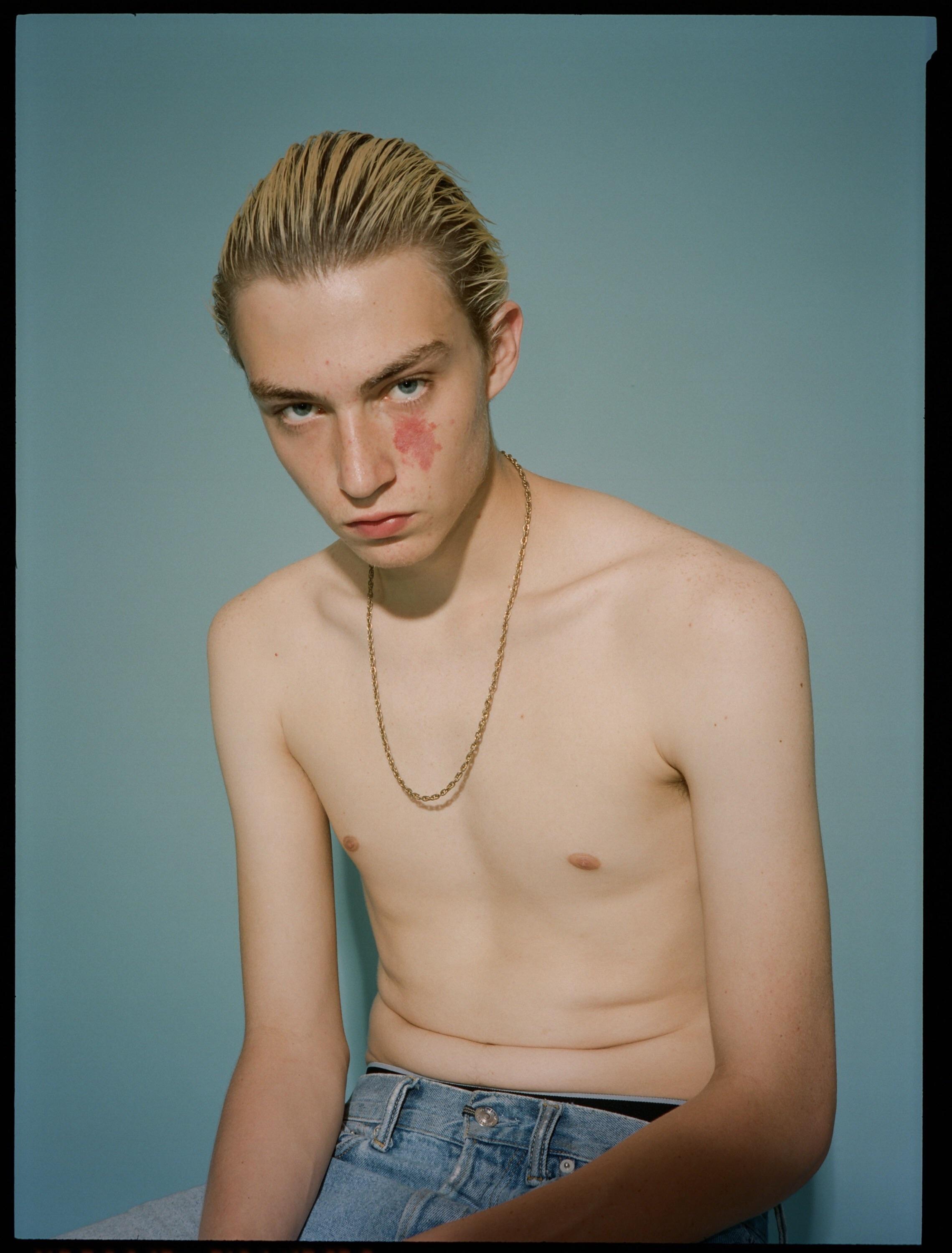 Dallas (Fujifilm GA645zi/Portra 400 120) r/analog