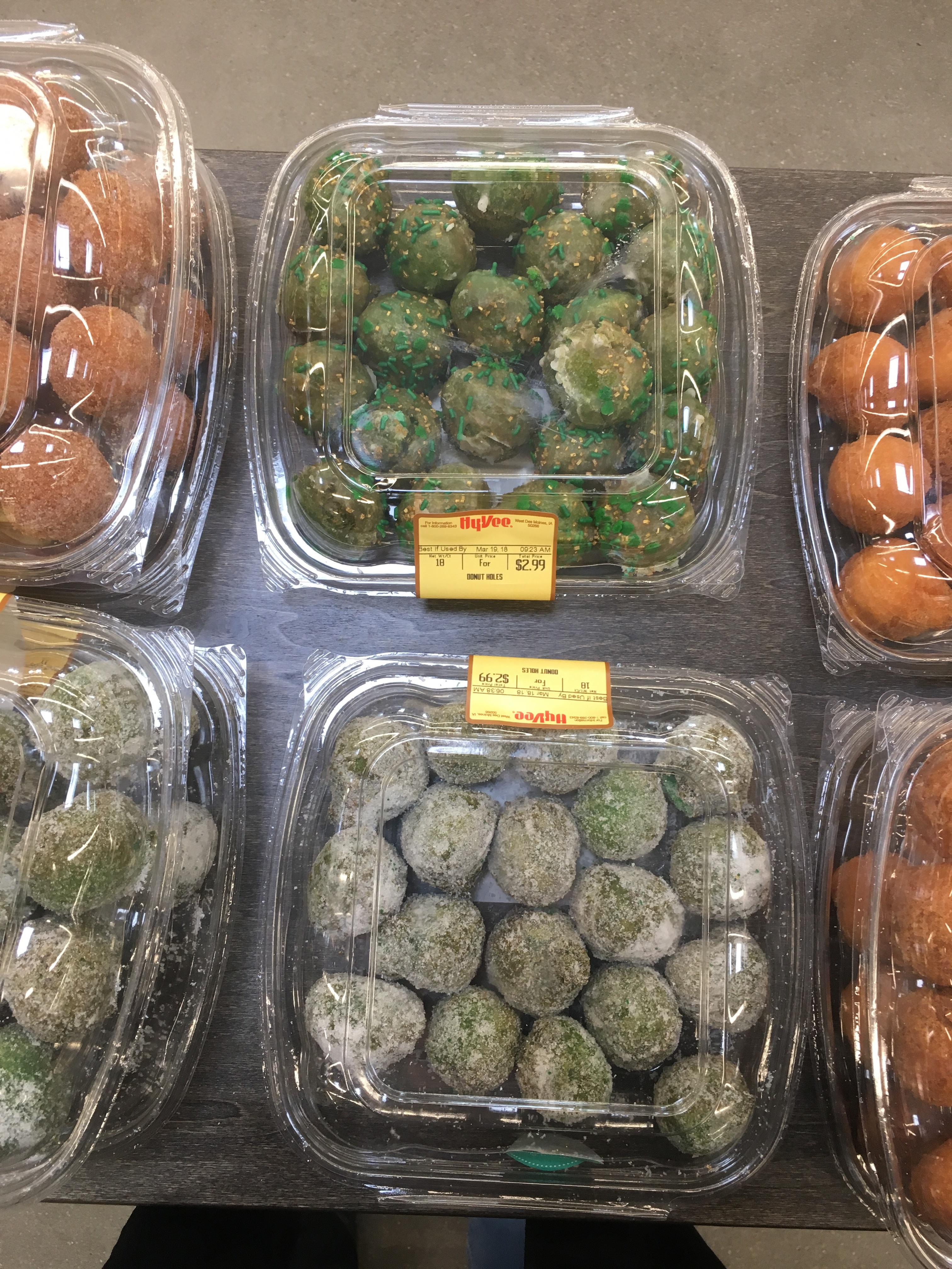 to create St. Patrick’s Day baked goods. r/therewasanattempt