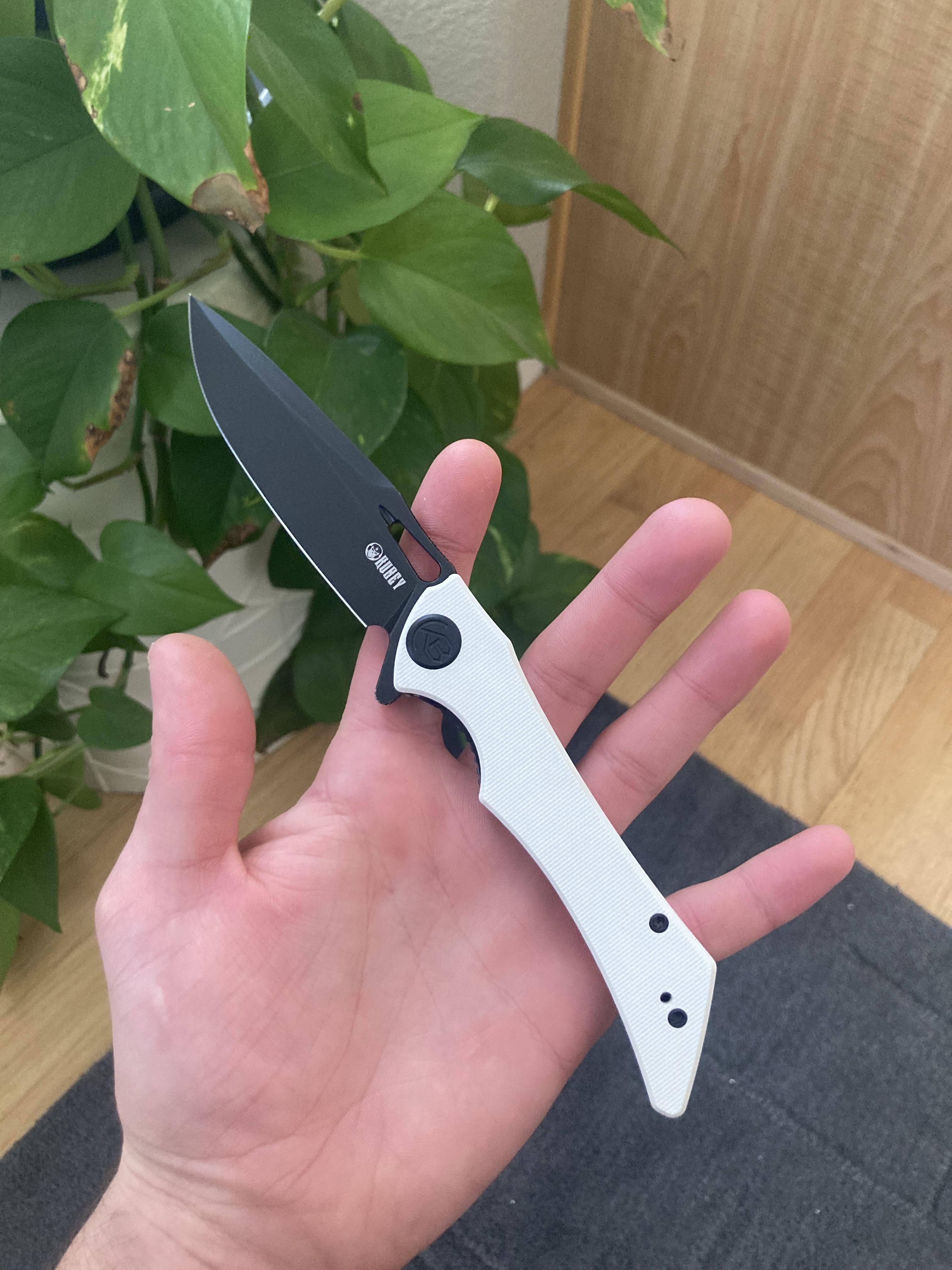 First fullsized budget knife because i’ve been a pretentious douche