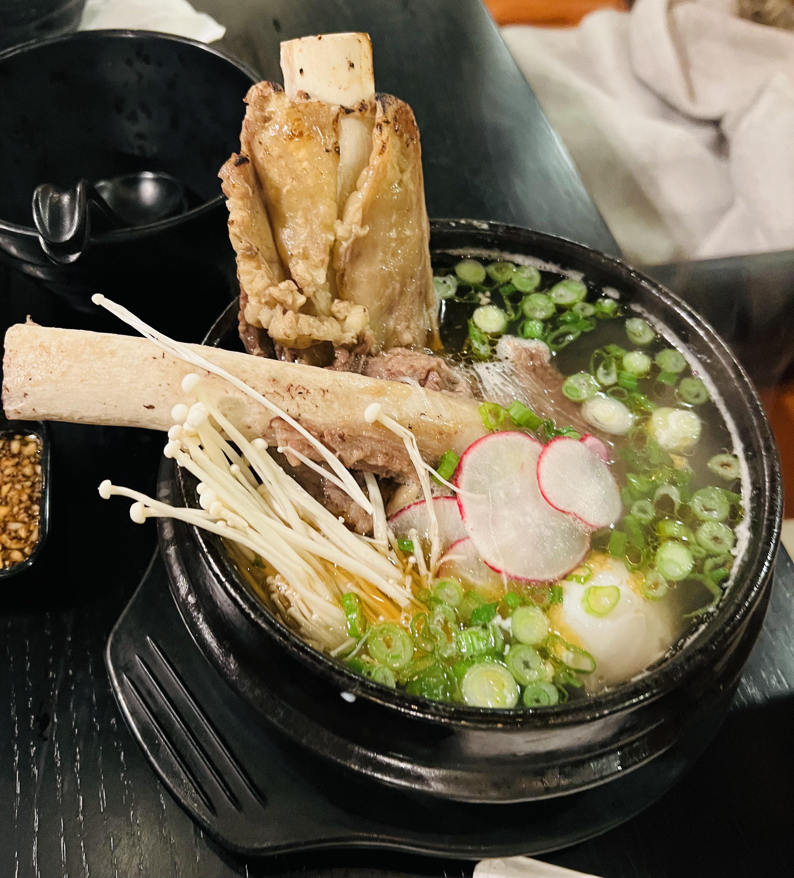 [I ate] Galbitang Korean beef rib soup r/food