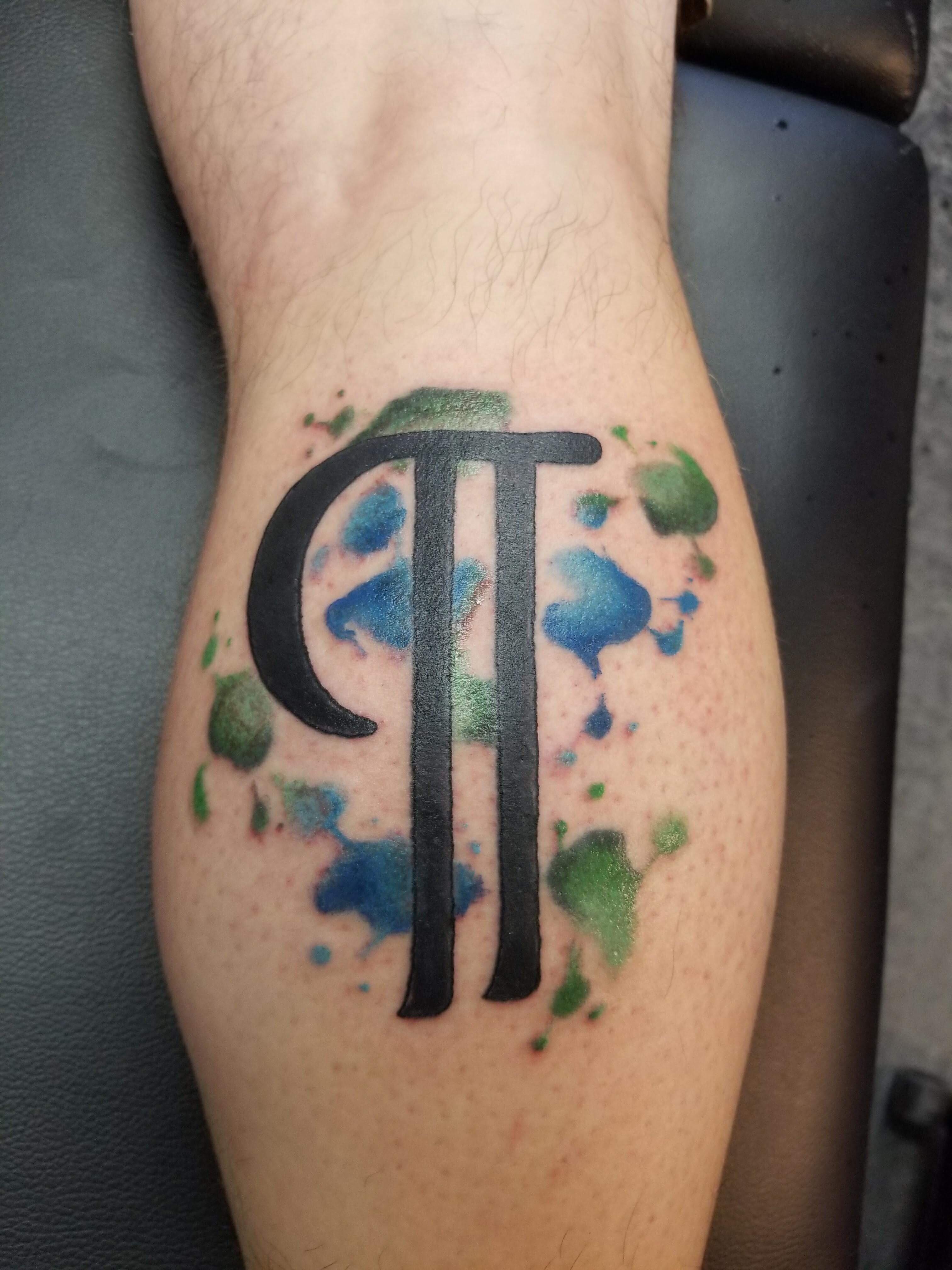 Pilcrow ¶ tattoo on my right calf. My first tattoo! Ovo