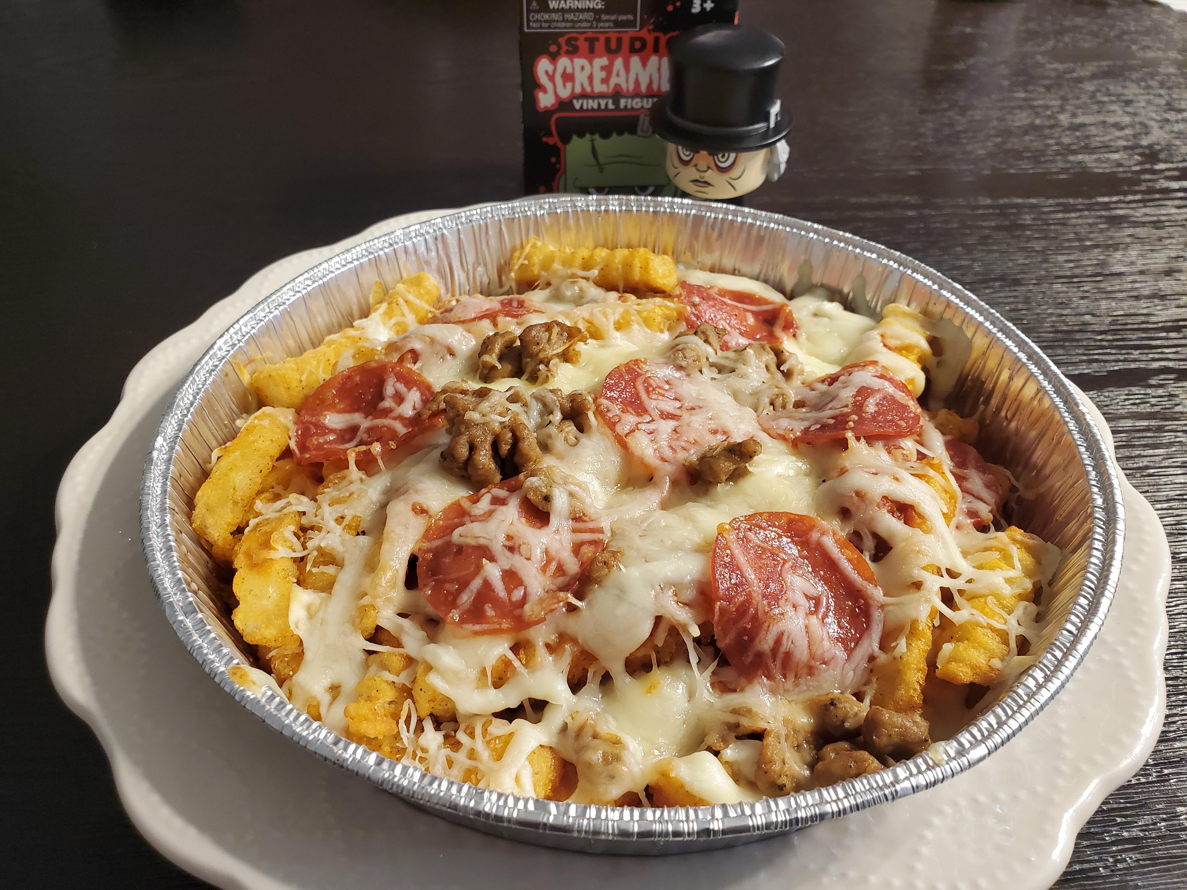 Homemade pizza fries and the Caretaker!! r/HHN