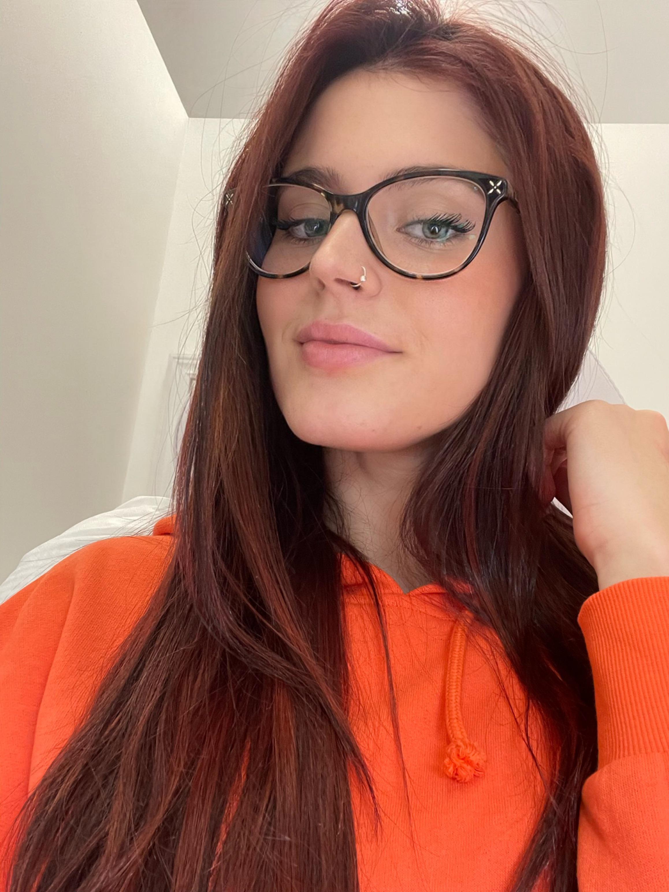 Visvalery nuda Miglior sito di incontri per adulti