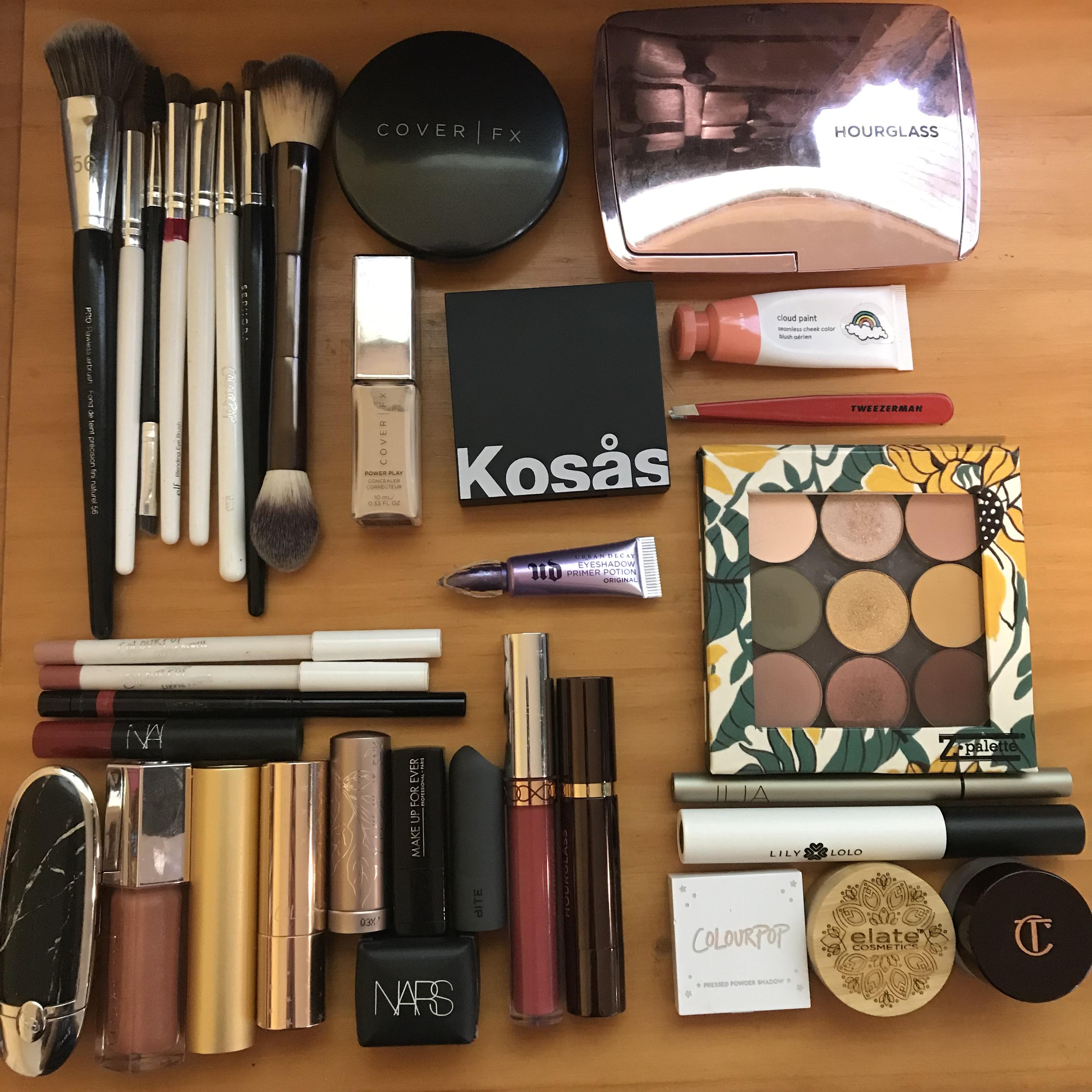 After 6.5 months of panning and decluttering here is my current makeup