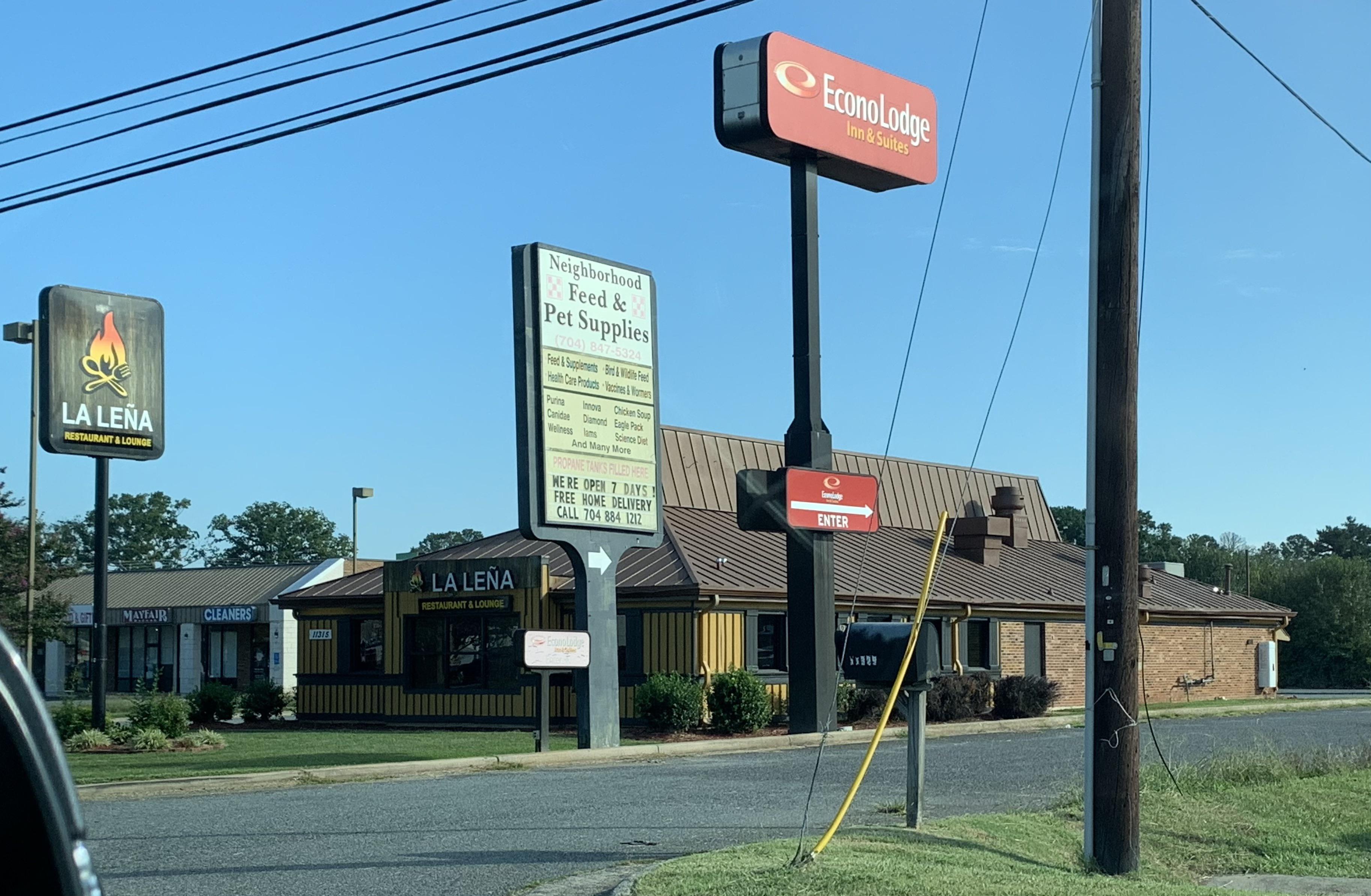La LenaMatthews, NC r/FormerPizzaHuts