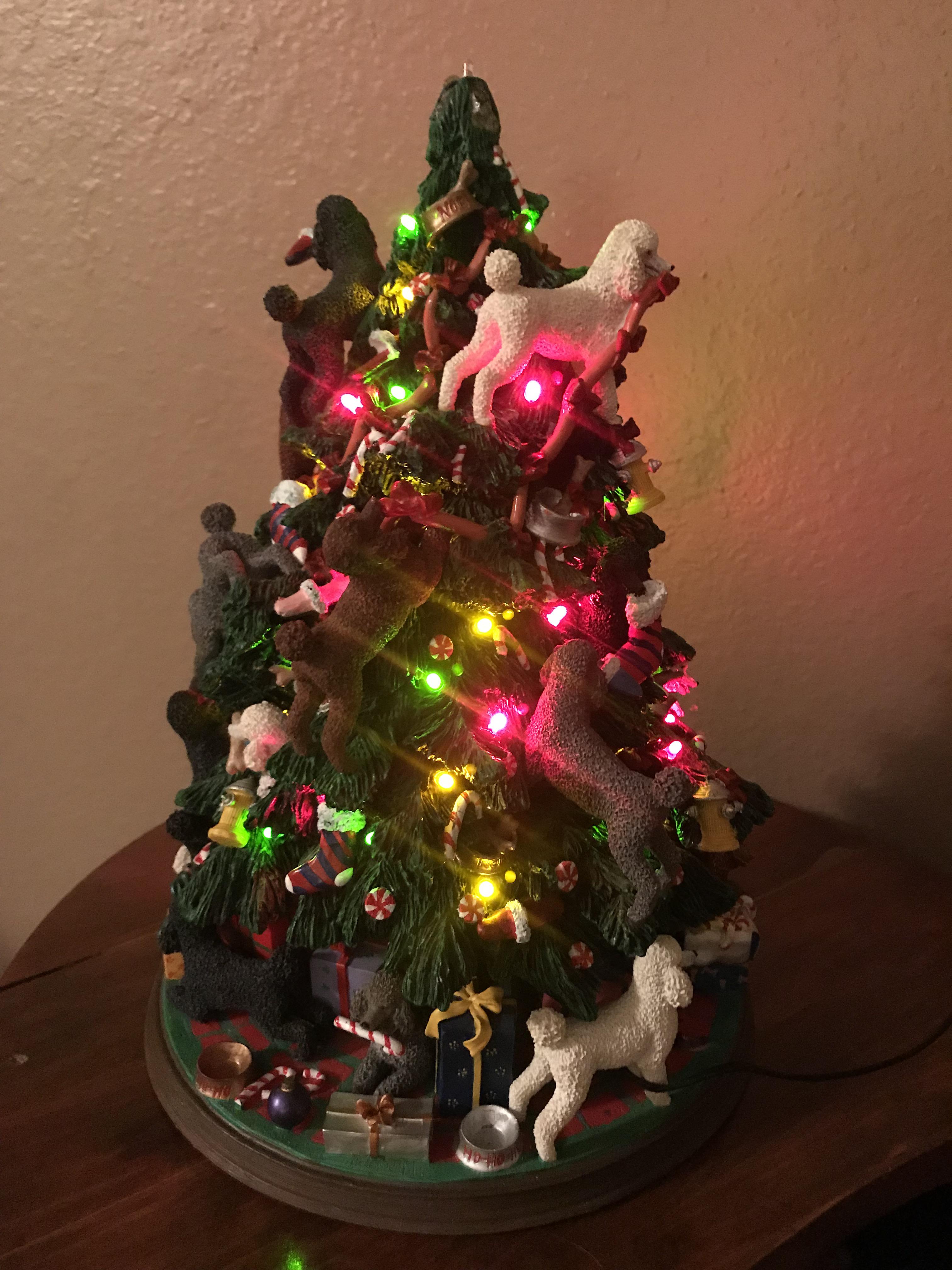 This amazing poodle tree r/ATBGE