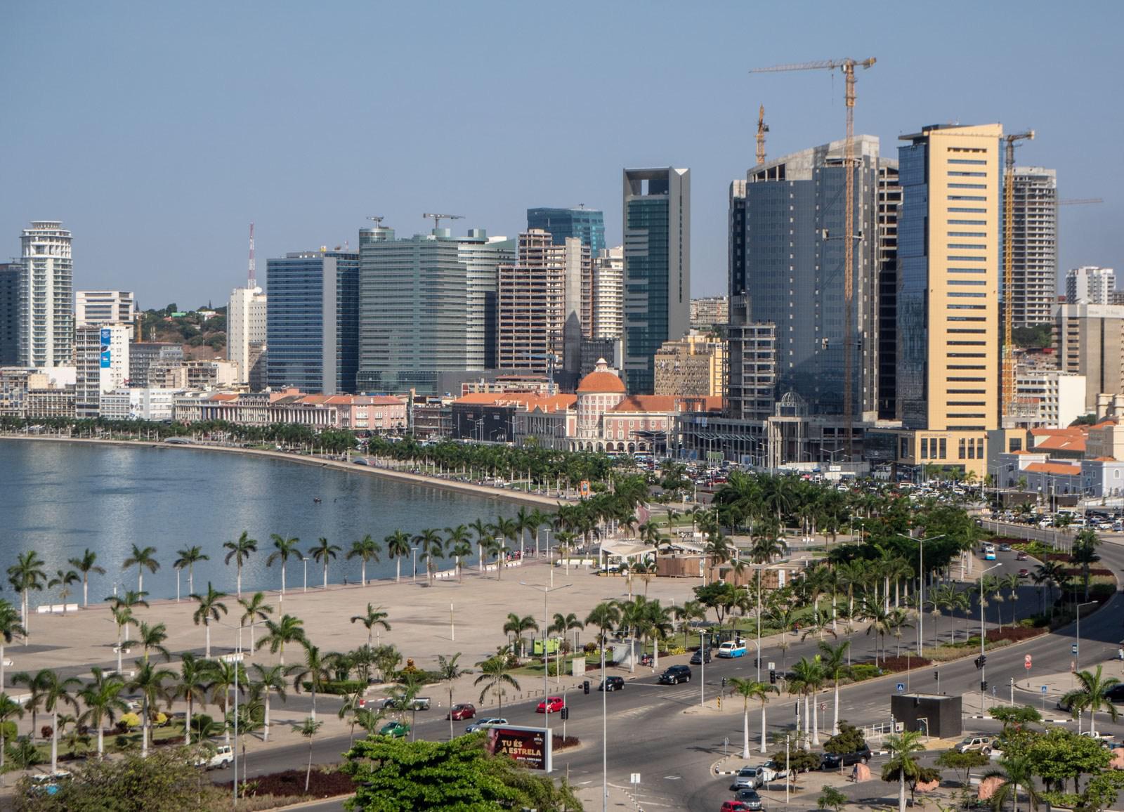 Luanda, Angola r/CityPorn