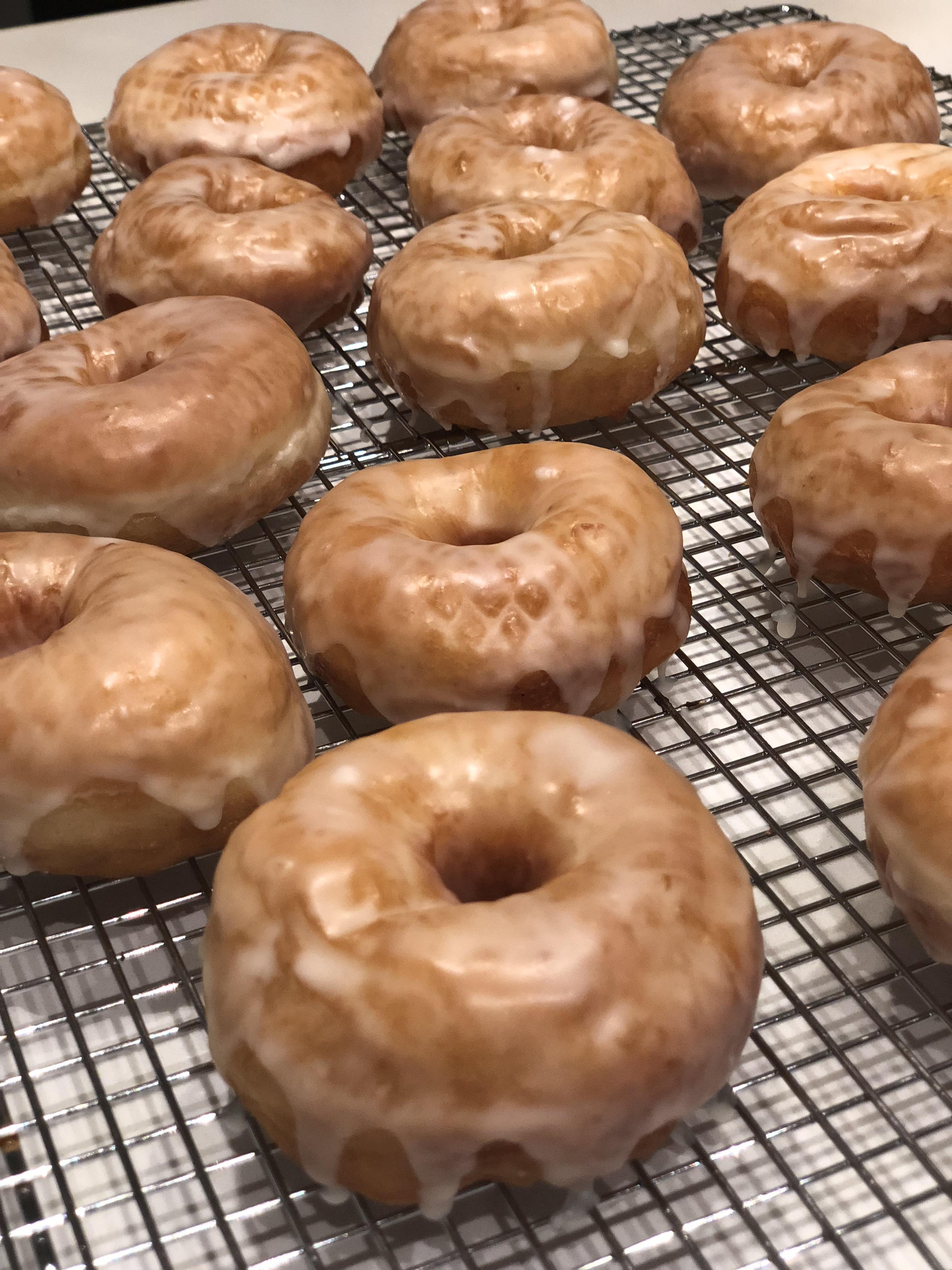[Homemade] Raised Donuts r/food