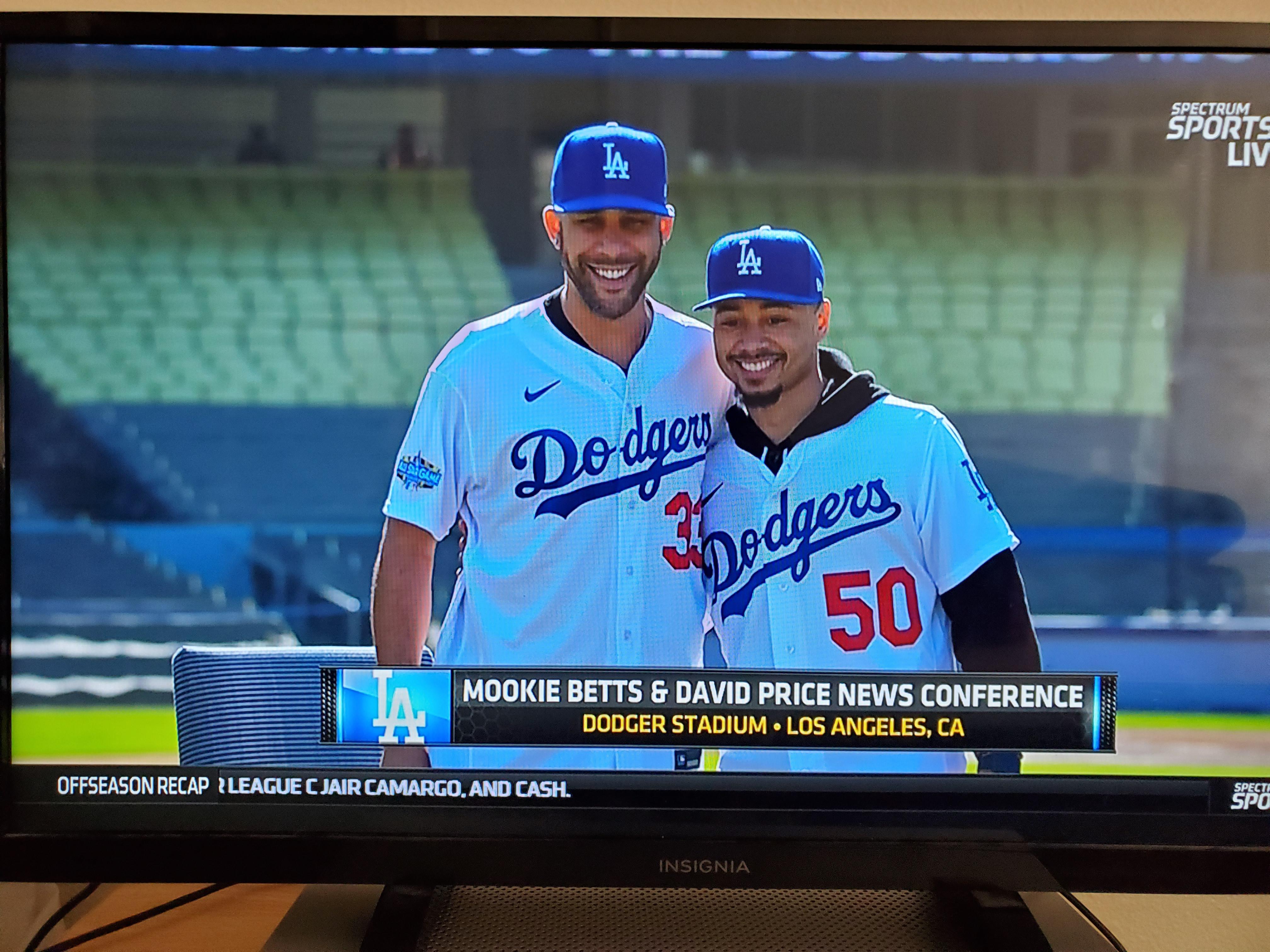 First time in their Jerseys! r/Dodgers