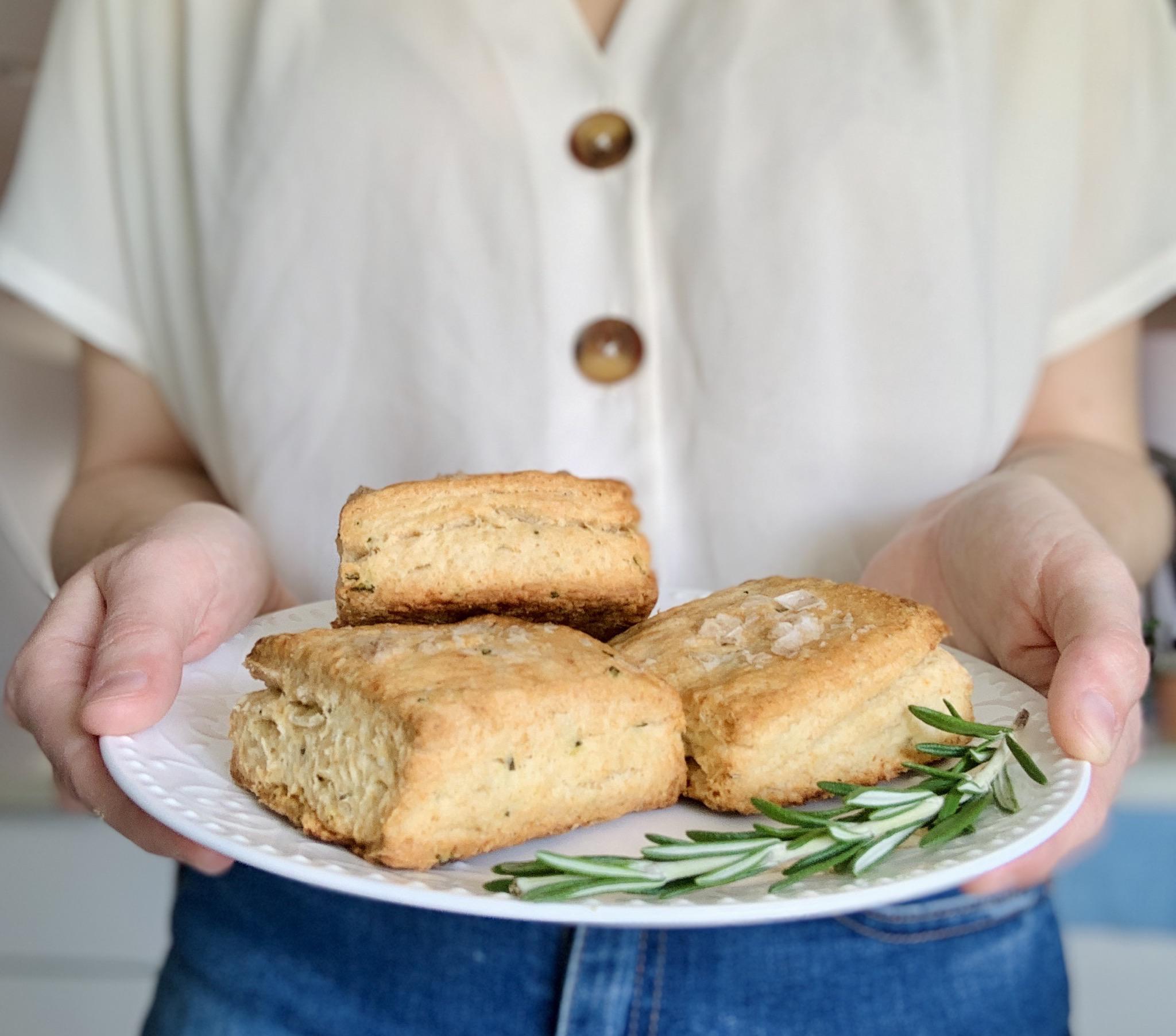 I made some rosemary buttermilk biscuits. r/Baking