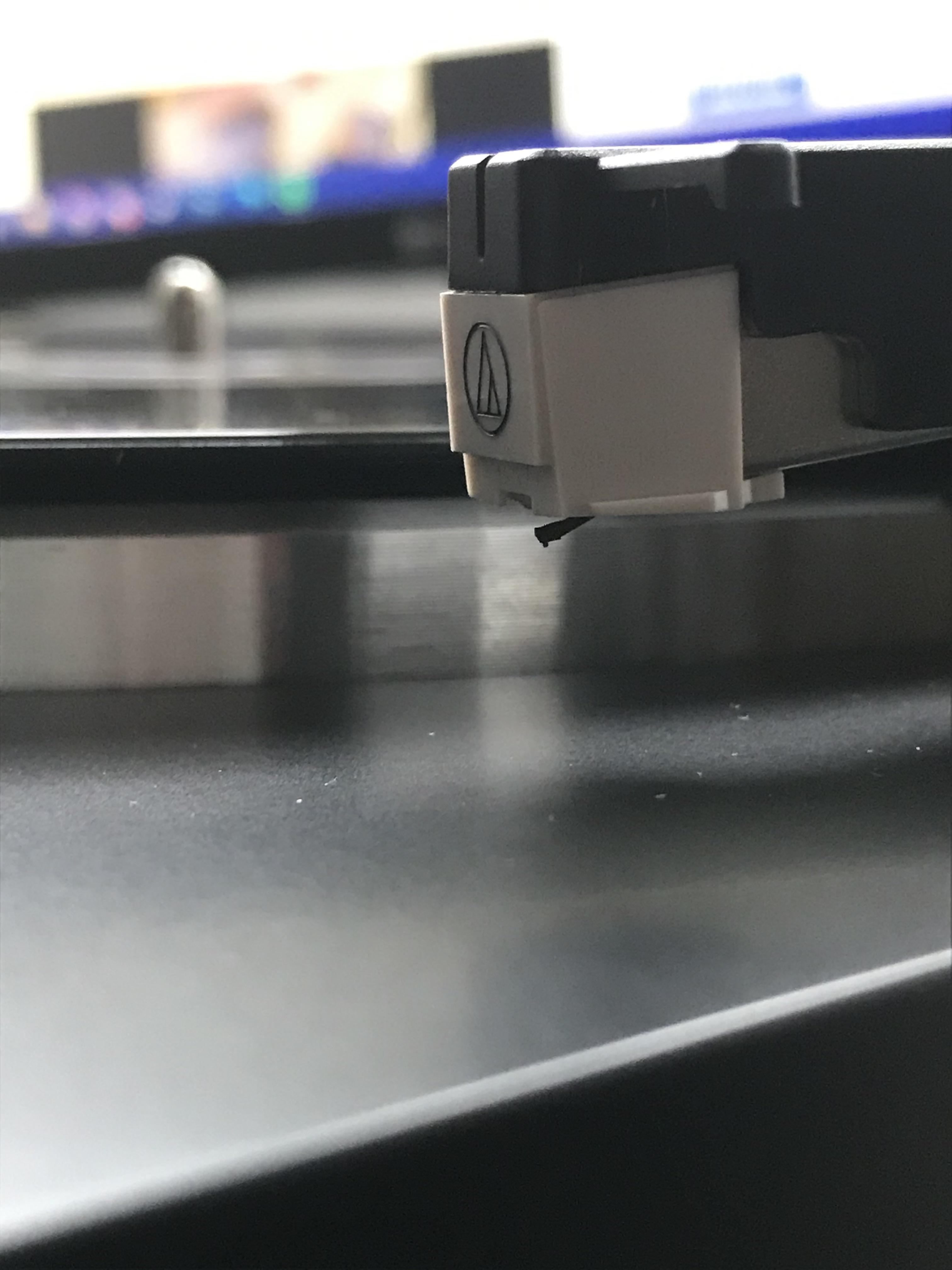 Is my needle damaged? I just got a record player and the audio doesn’t