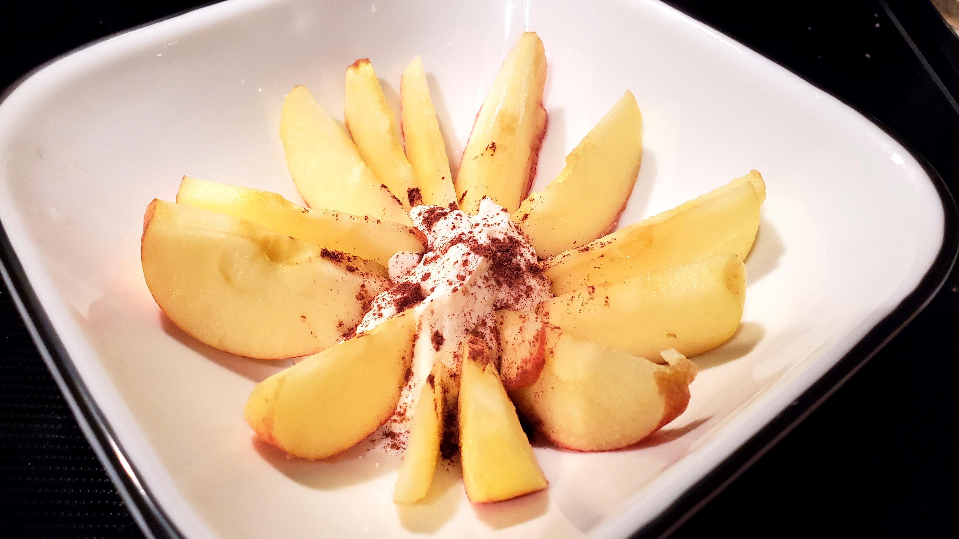 Sliced Apples with Cream Cheese & Cinnamon 71 cal r/safe_food