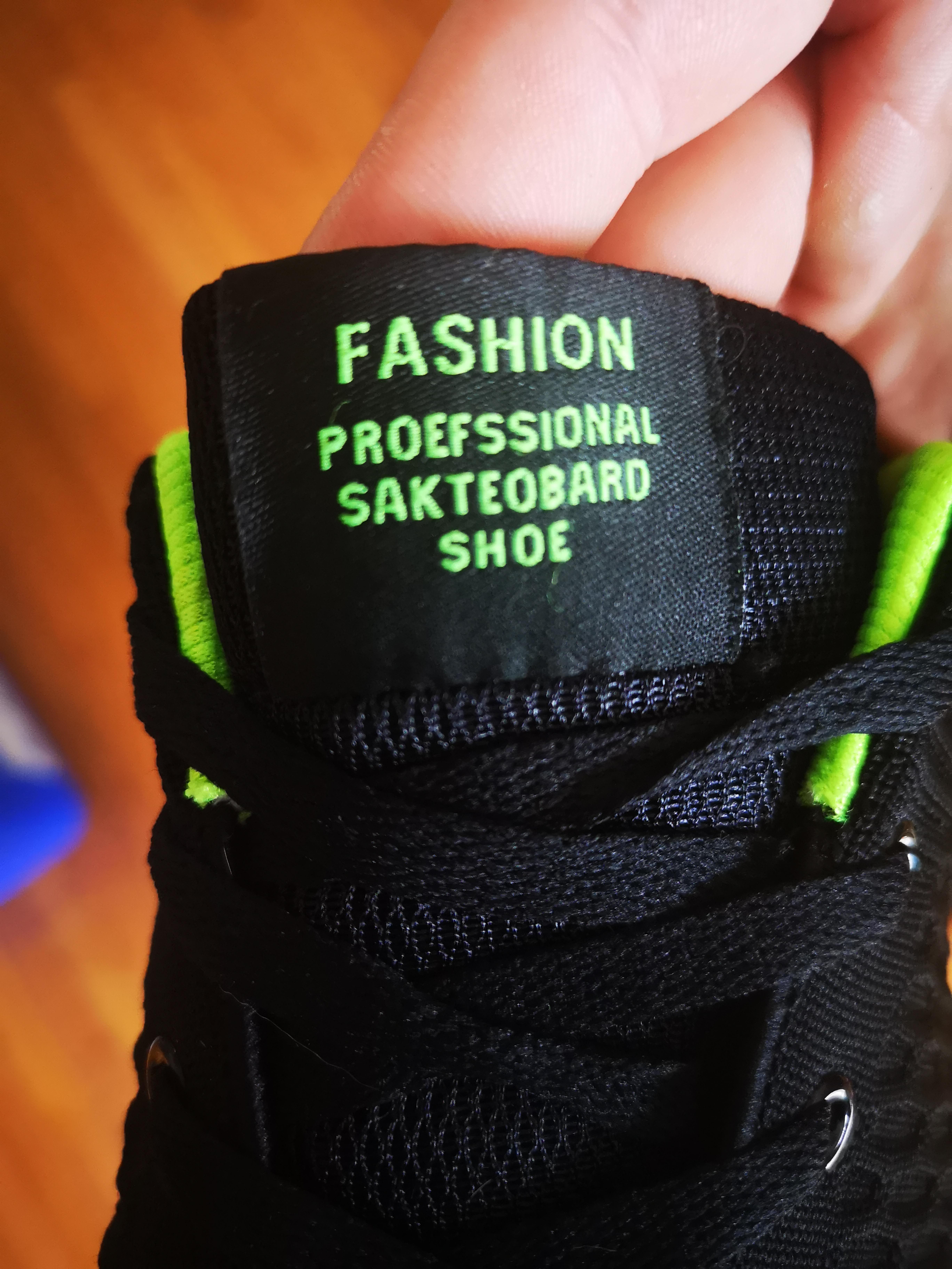 These "Proefssional Sakteobard" shoes from Wish r/excgarated