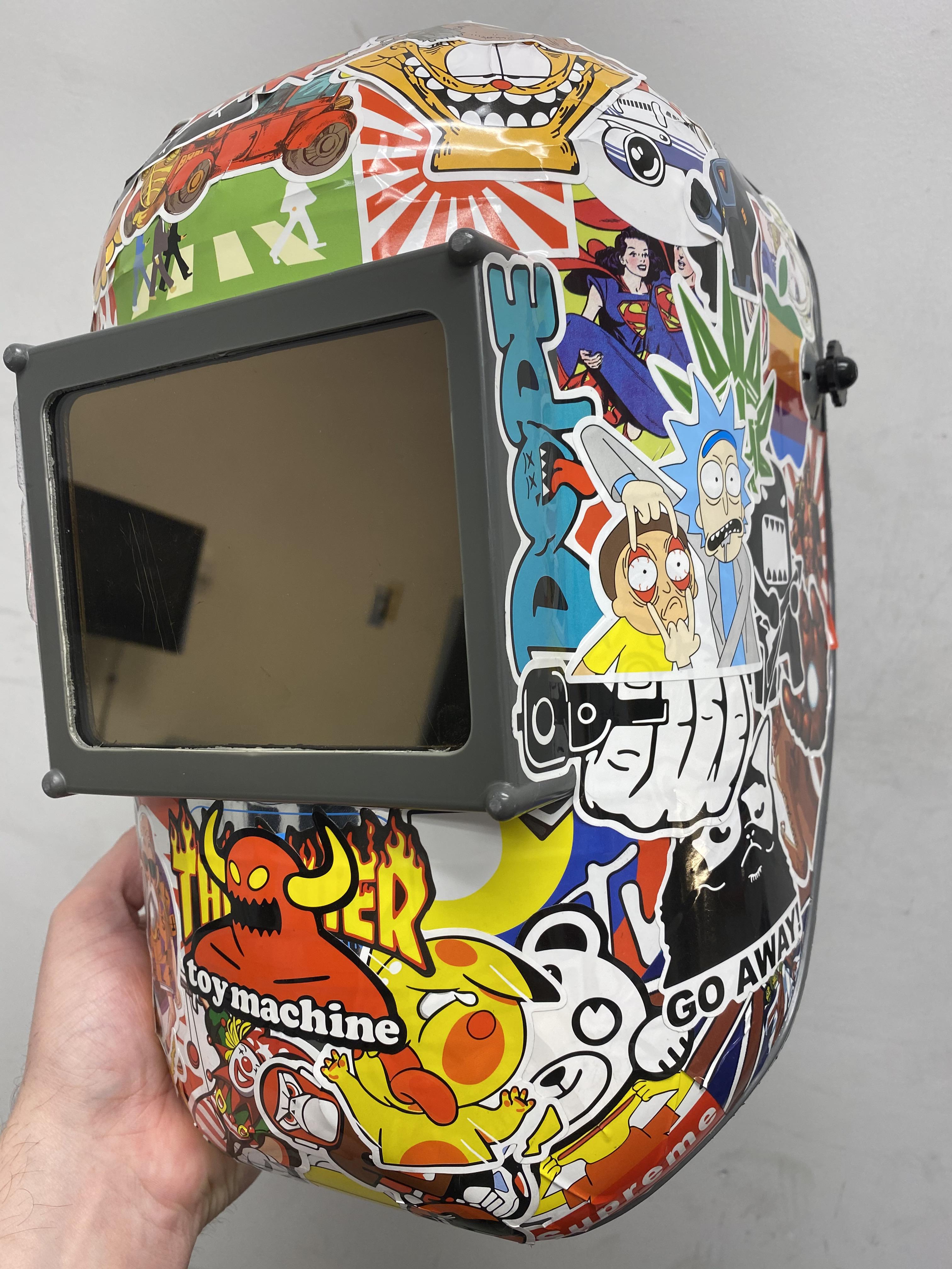 Free time at work, “decorated” my helmet. Can anyone a heat