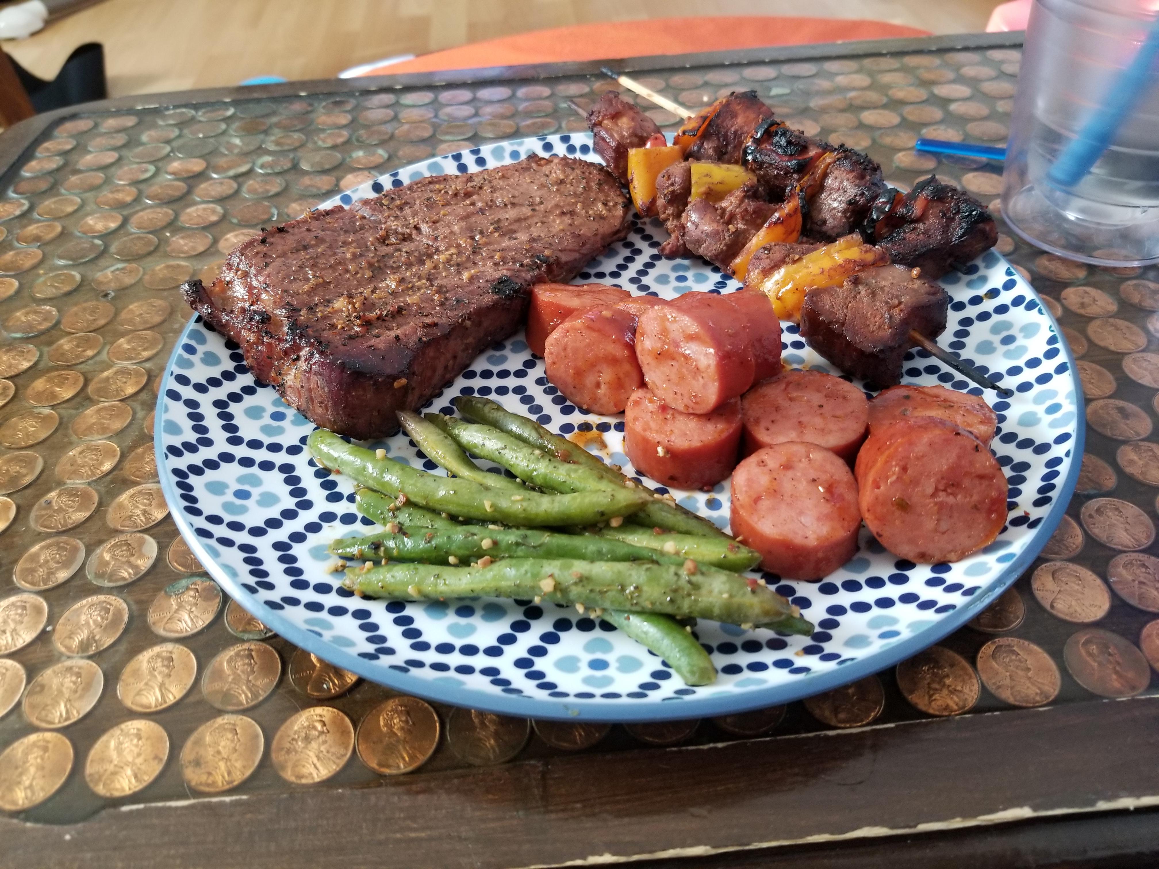 [Homemade] Dry rub montreal steak, hickory burboun bbq pork kabobs