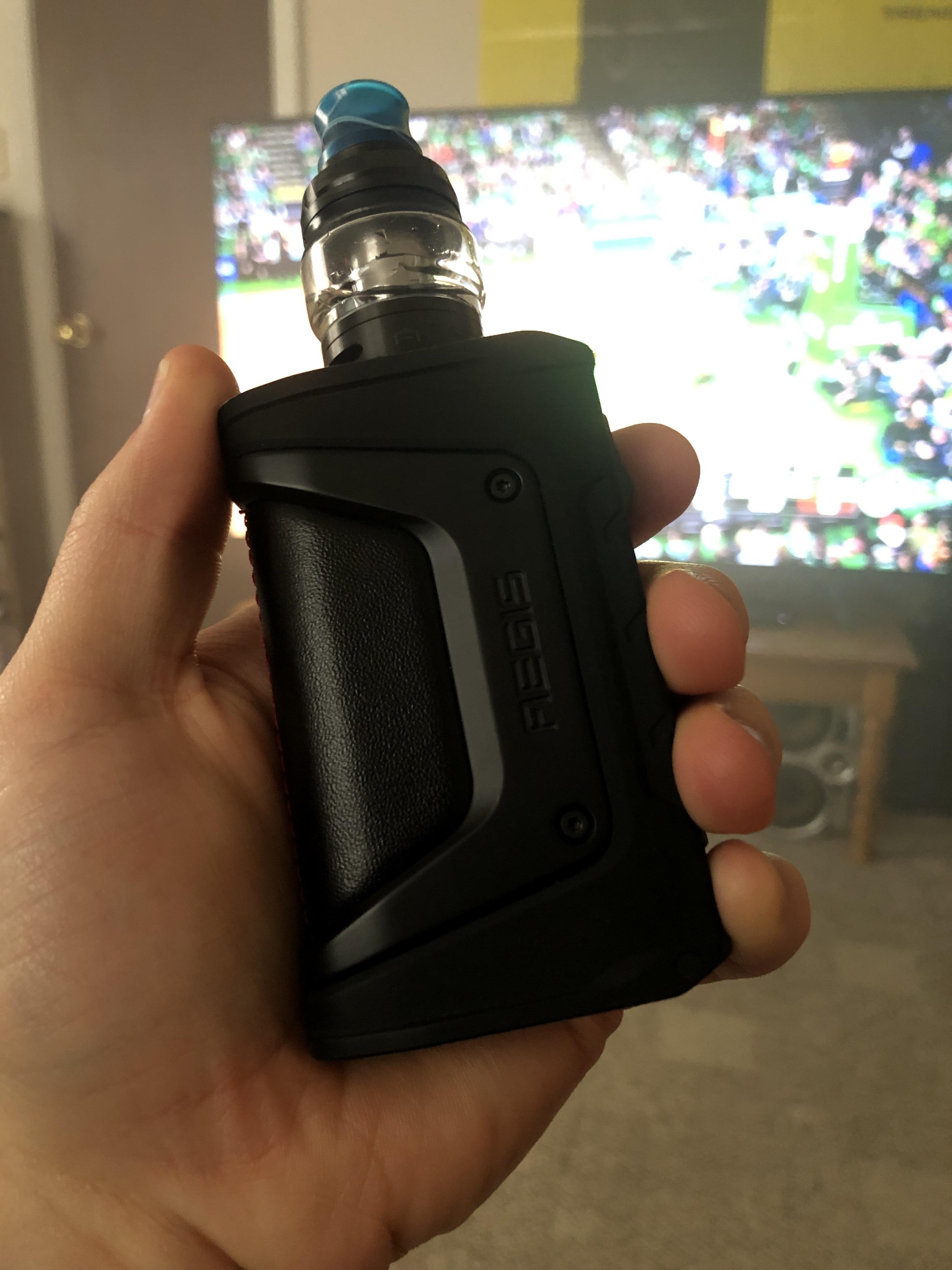 Sunday afternoon watching the NBA playoffs handcheck! r/Vaping