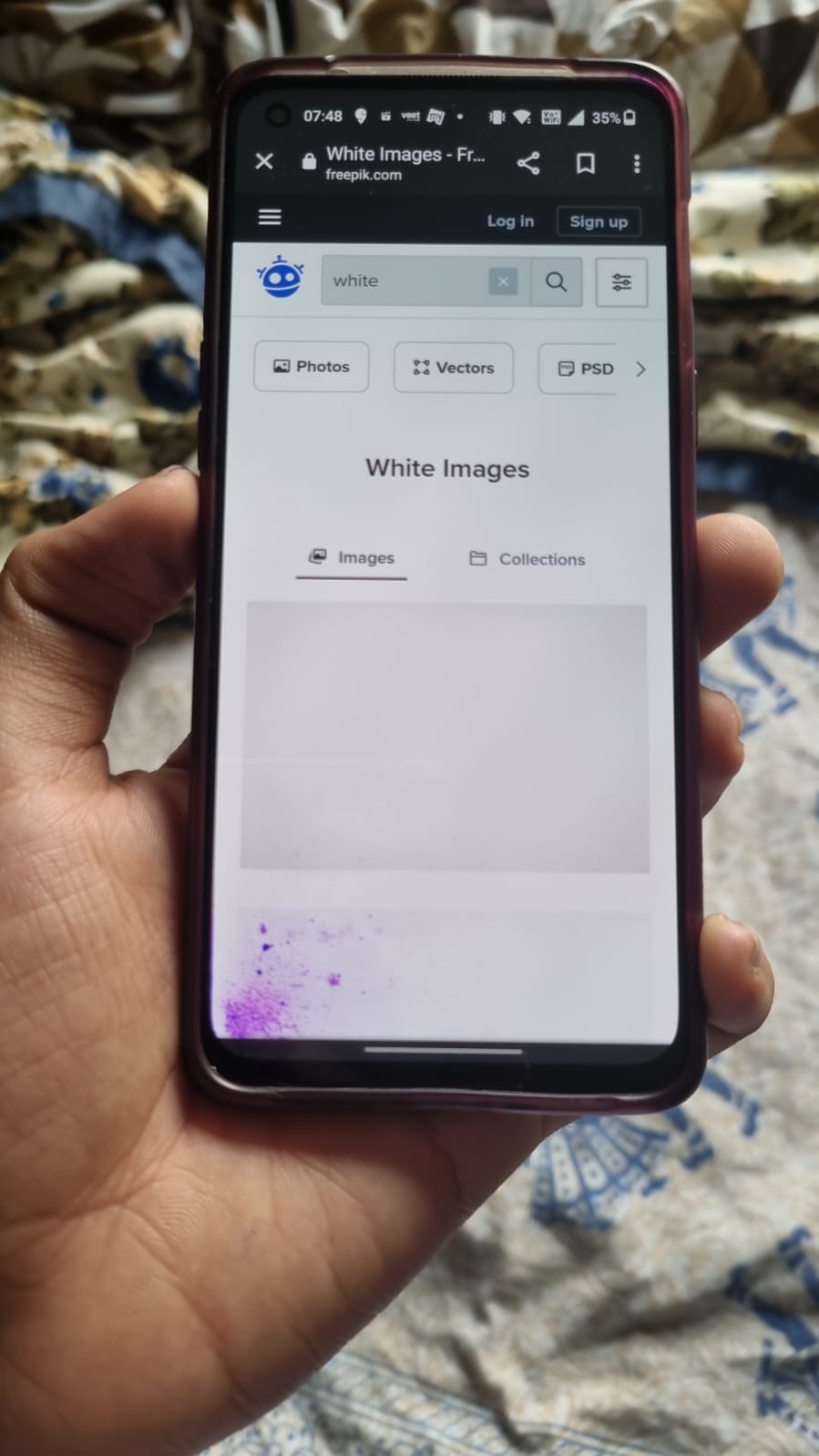 Woke up to random blue spots on my phone , does anyone know what this can be? r/oneplus