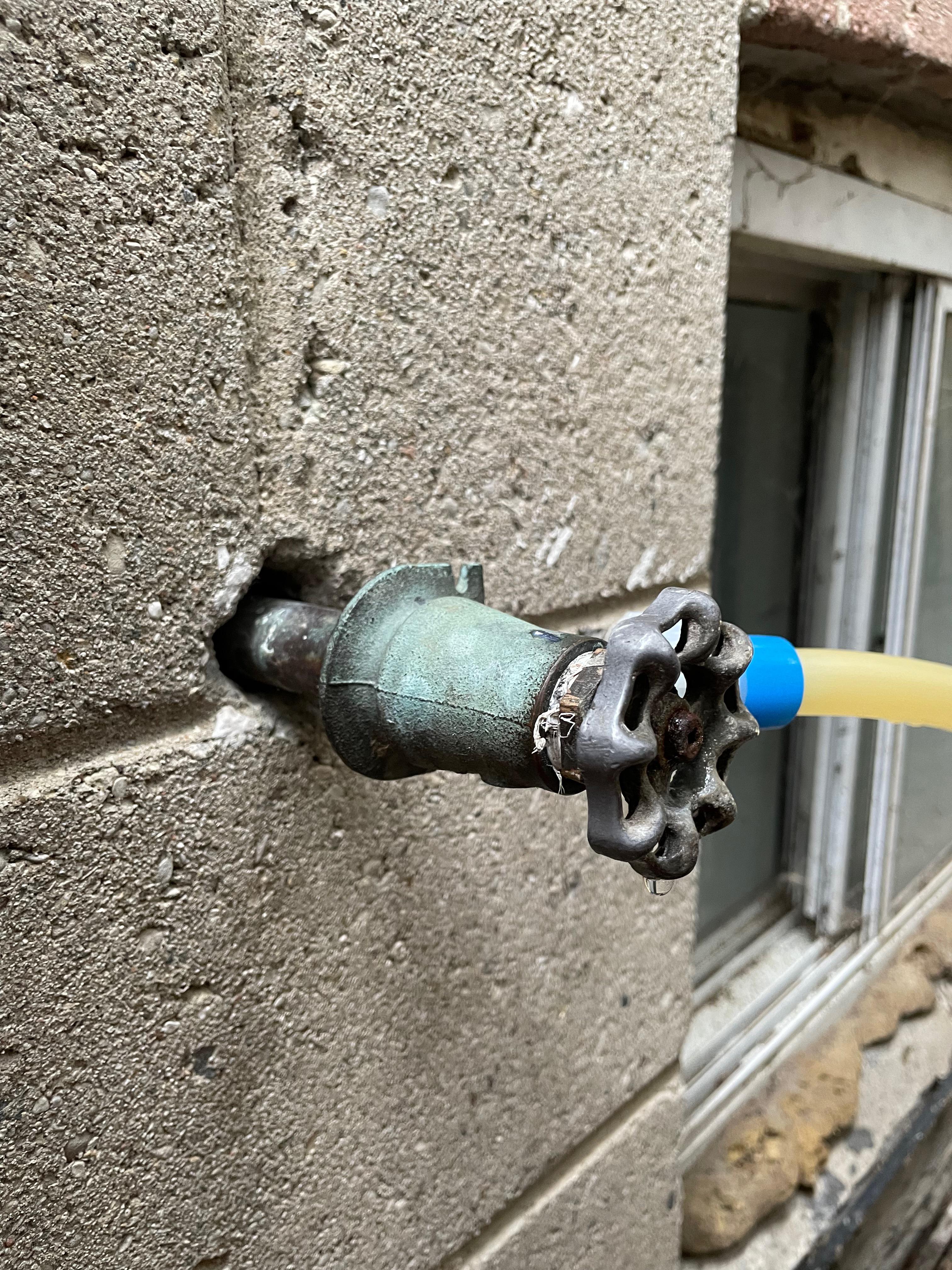 Replace outdoor faucet/hose bib/ sillcock? r/Plumbing