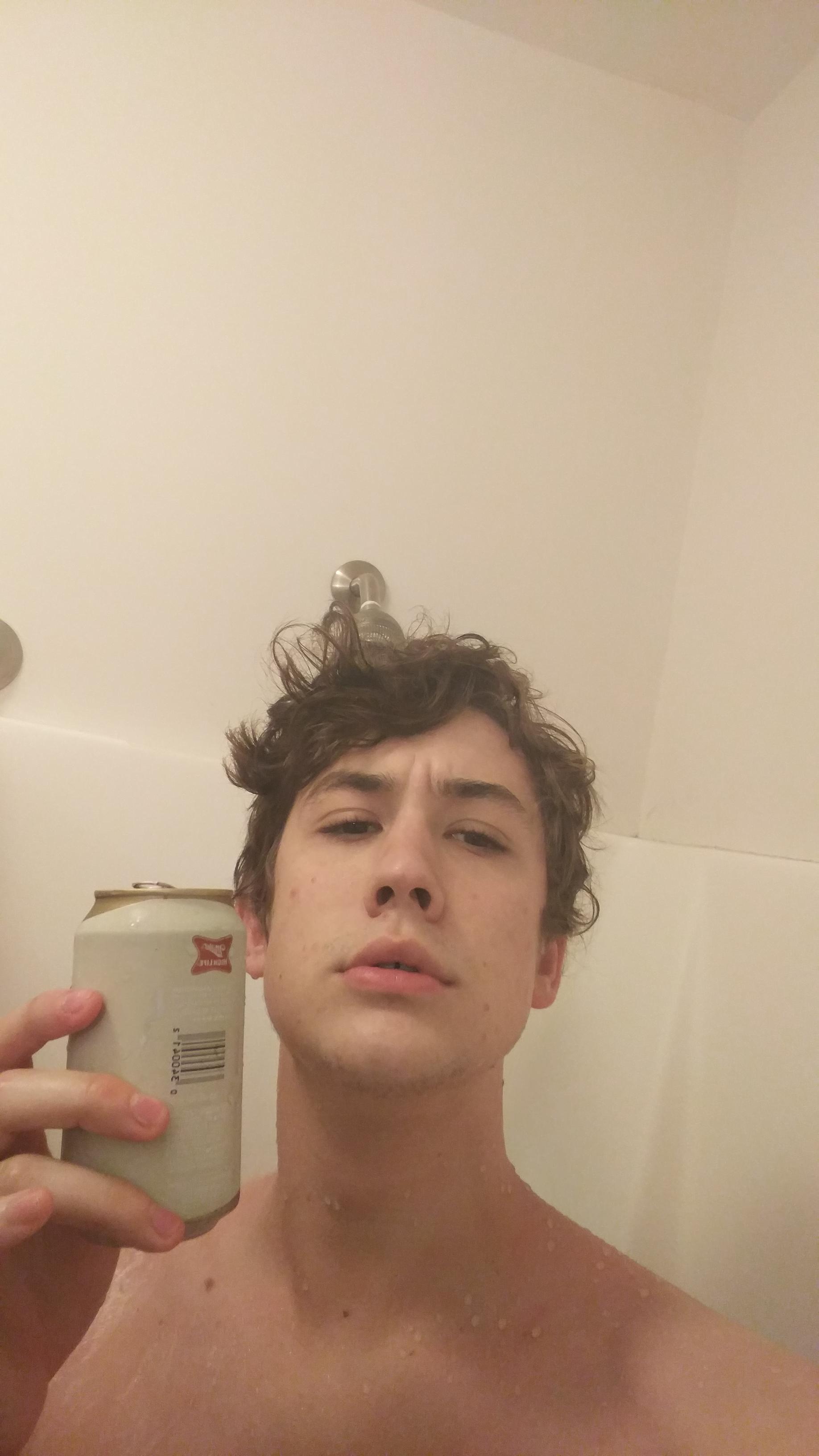 977 best Hot Shower images on Pholder Showerbeer, Coolguides and Redneckengineering