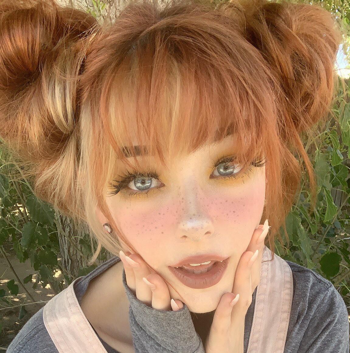 Nicole Eevee Davis - Sexy