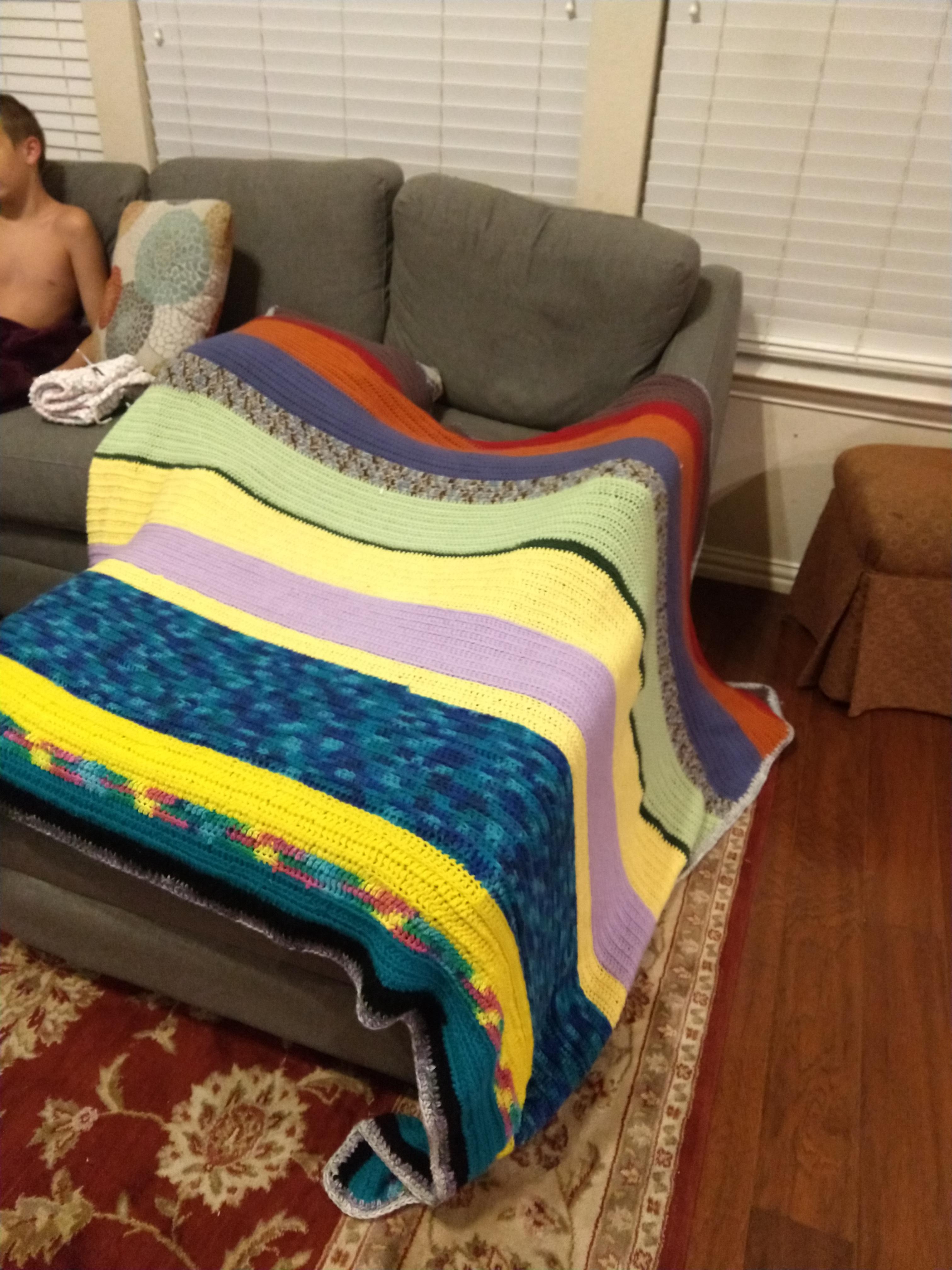 finally finished my big cozy couch blanket! I've been working on it