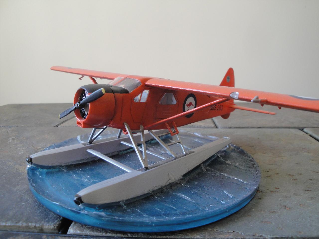 Hobbycraft Canada DHC Beaver, 1/48. Weird kit, molded in clear to give