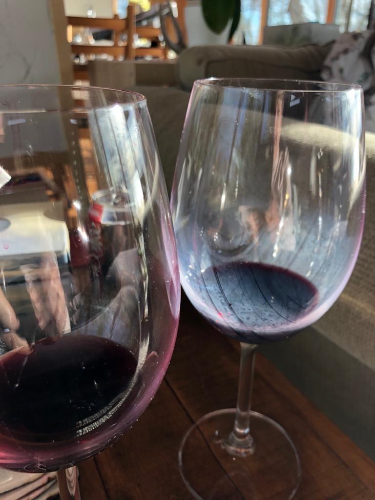 Cloudy wine glass, how do I clean this? r/CleaningTips