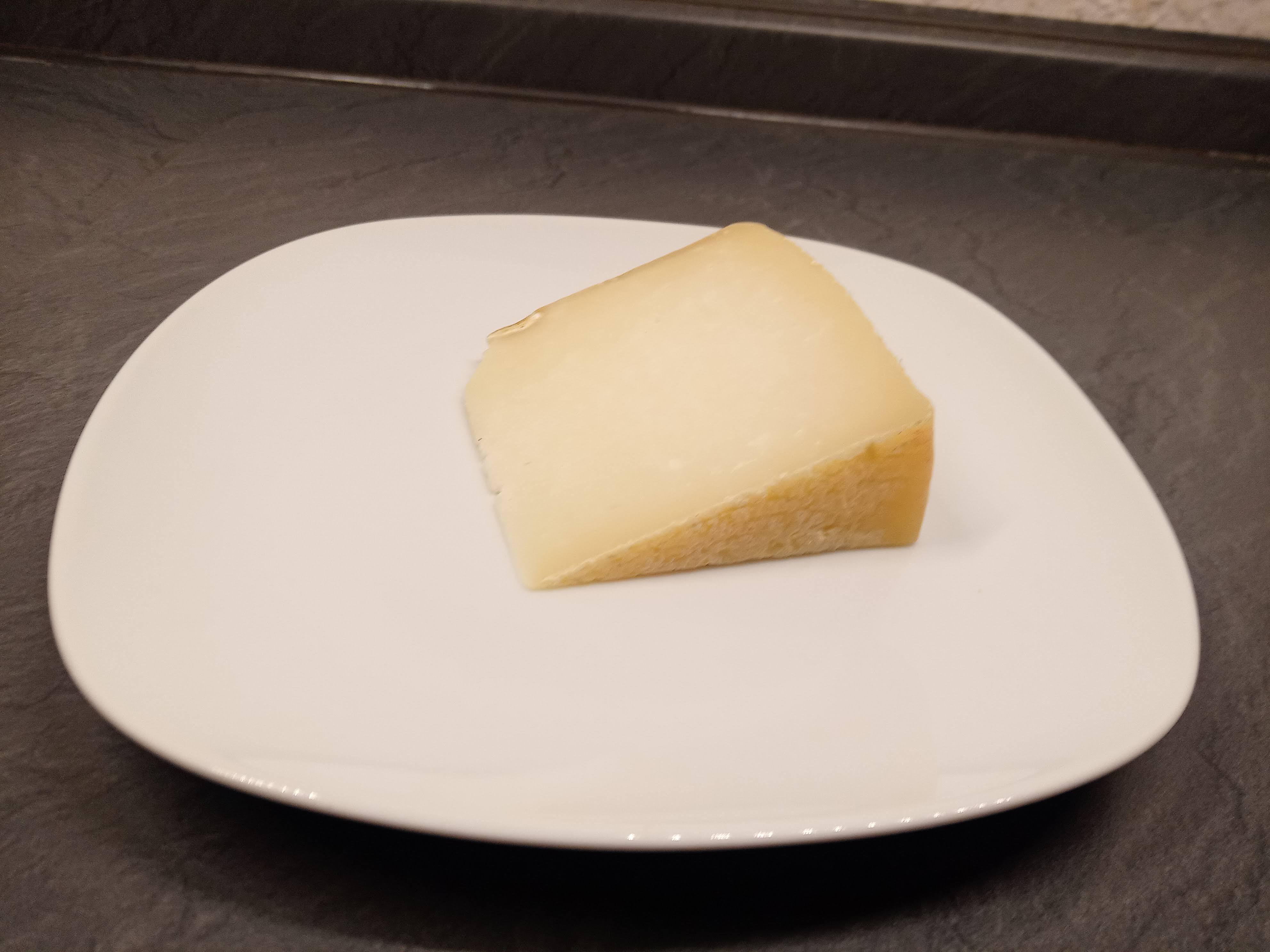 Cheeses from a German grocery store Pecorino Stagionato r/Cheese