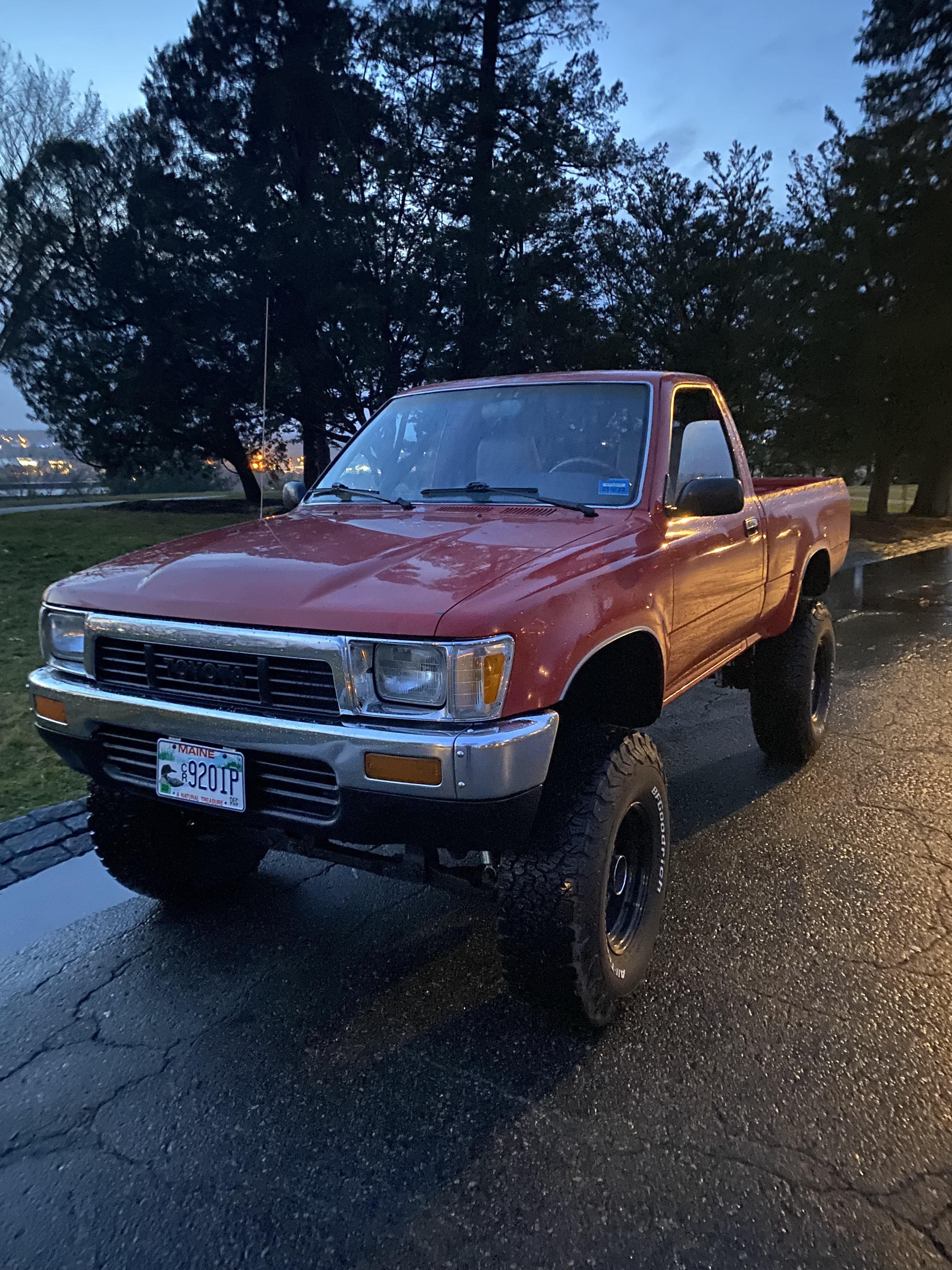 My first Toyota! 1990 SR5 4x4 brought to Maine from Virginia : r