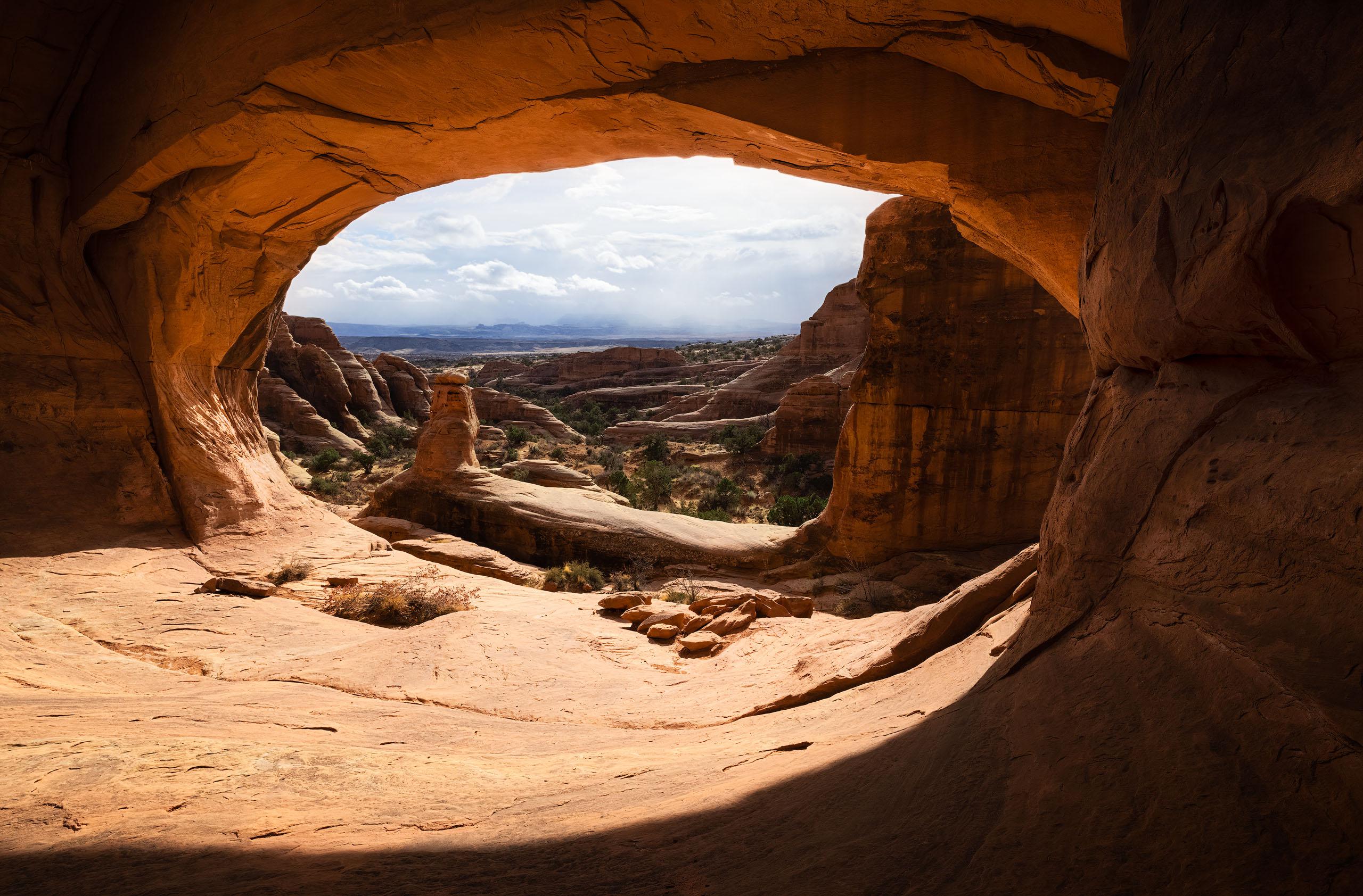 Eye of the Canyon, Utah [OC][2560 x 1684] r/EarthPorn
