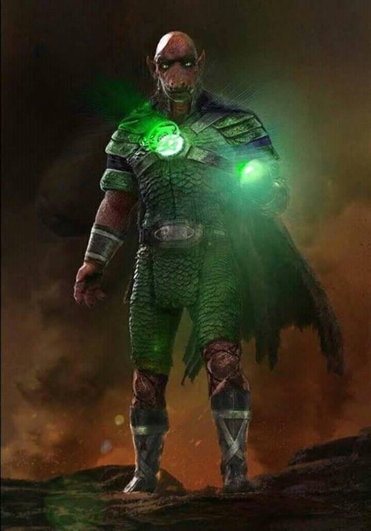 Official shot of the Green Lantern appearing in Justice League r