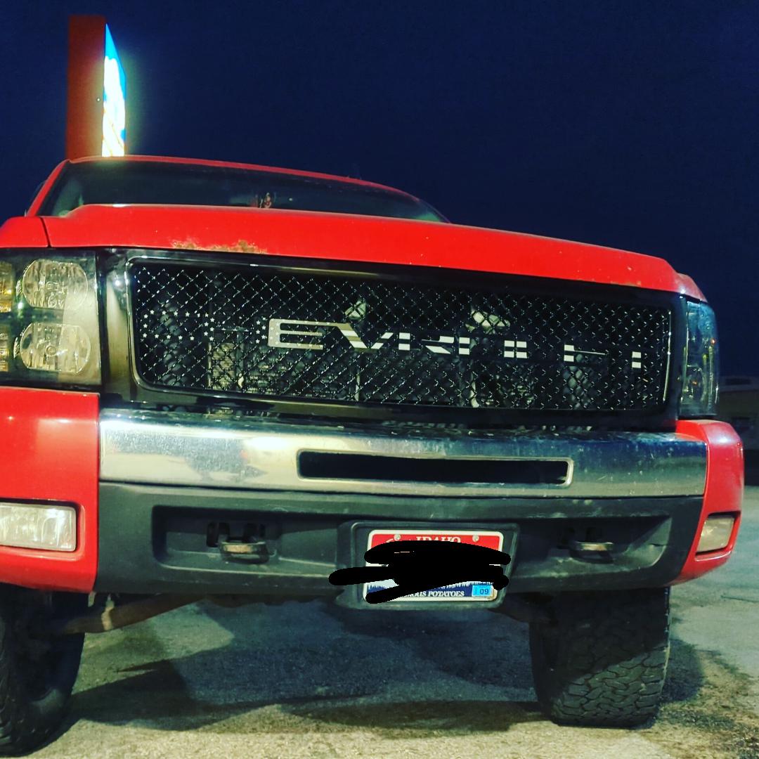 new grill I made for the 2009 : r/Silverado