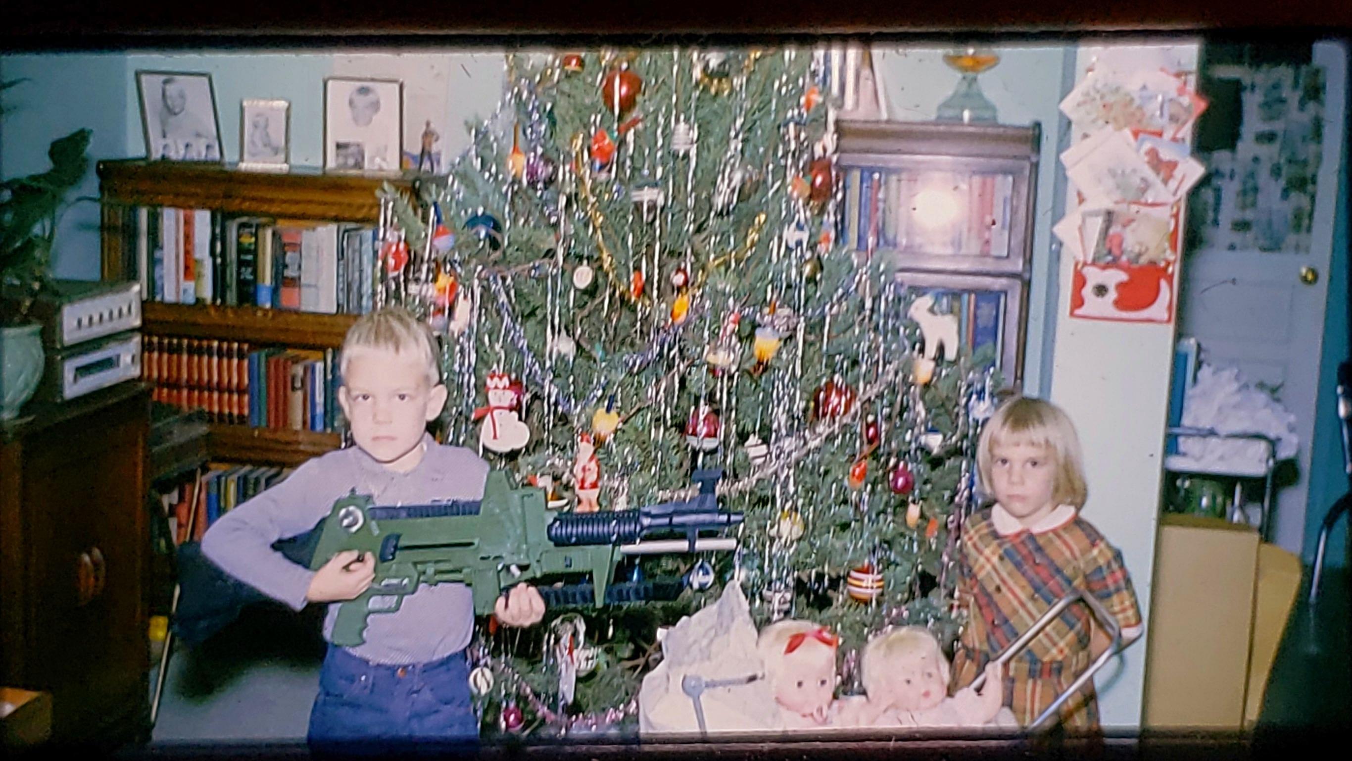 What Christmas looked like in the 60s. South Bend, IN. r/OldSchoolCool