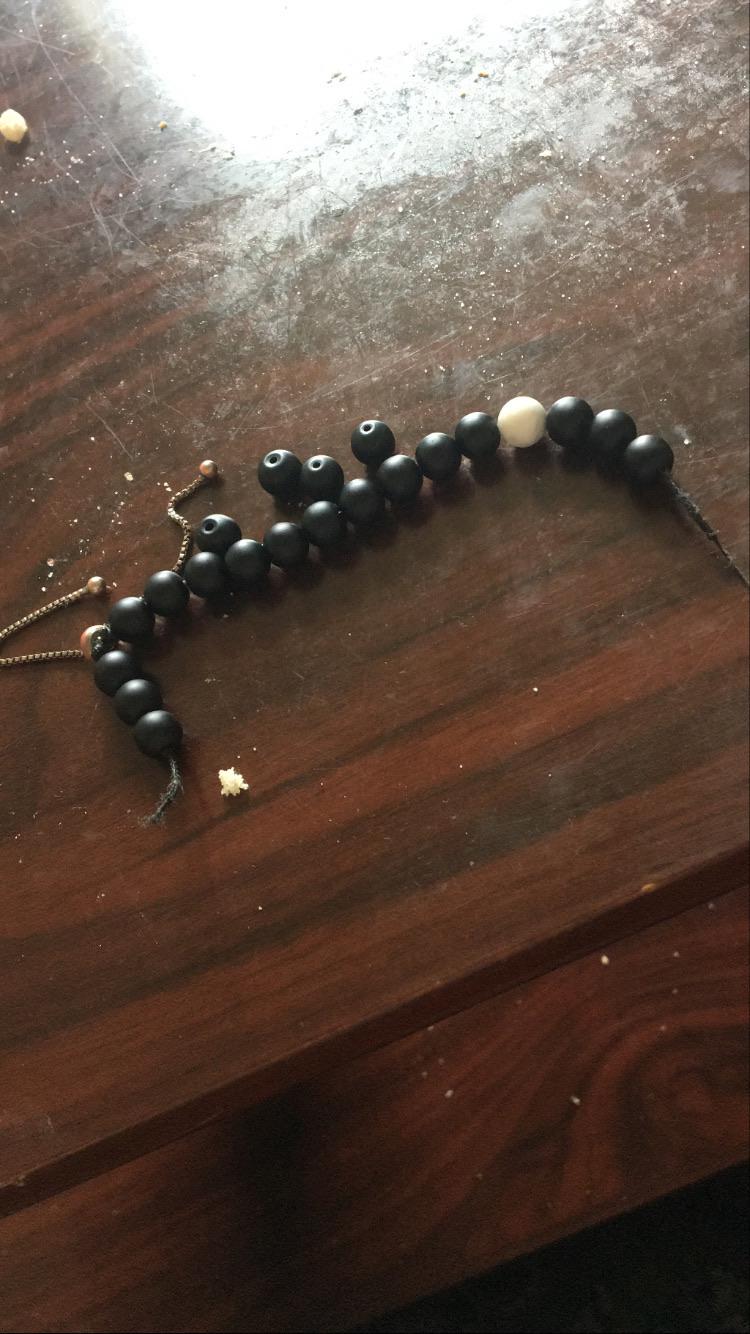 How to fix this bracelet? The rope snapped so I’m wondering if there’s