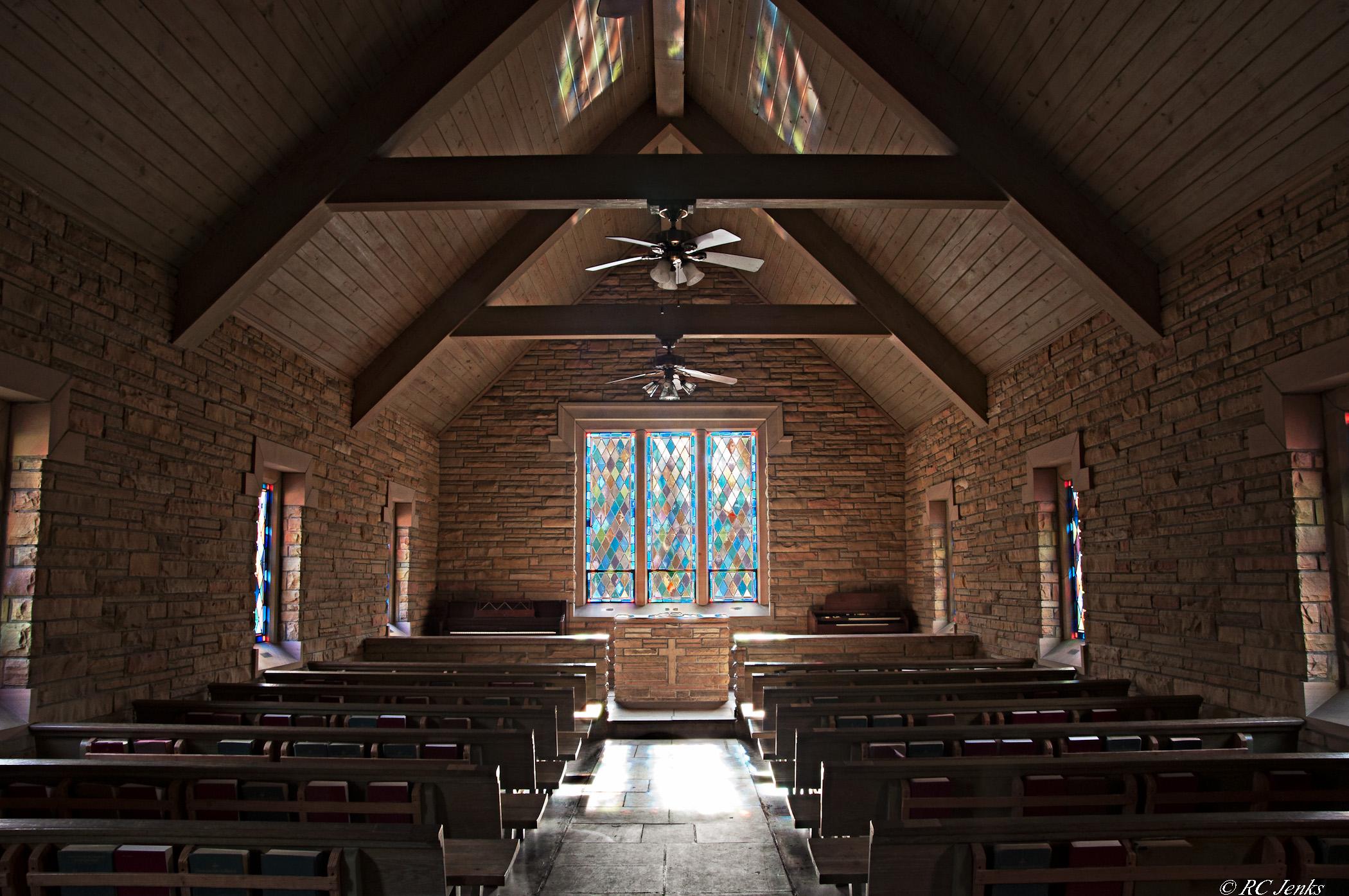 CumberlandChurch inside [2100x1395] r/churchporn