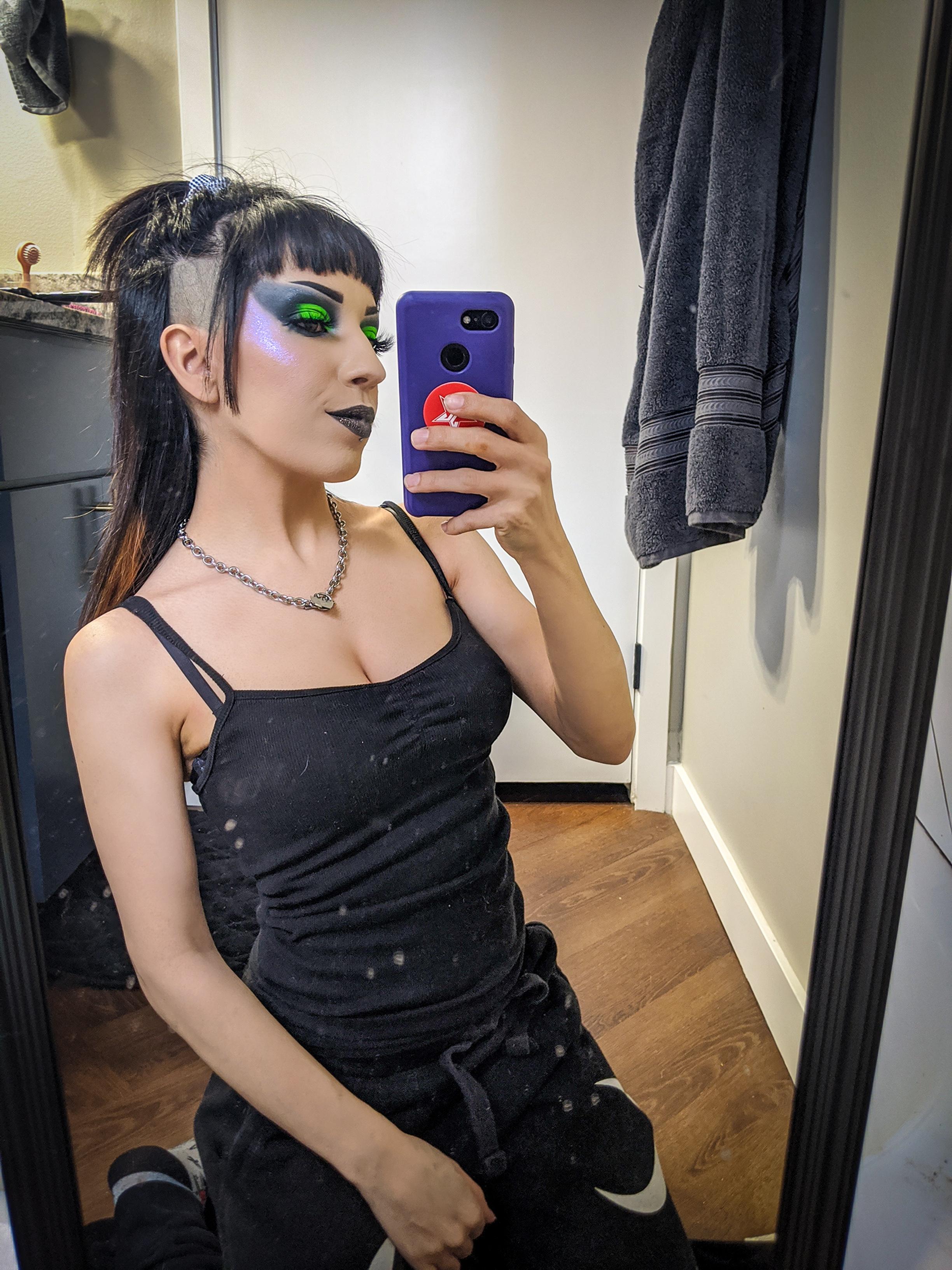 Extreme Frost in Choking on Ice & Soul Sucker VLL. 🖤💚 r