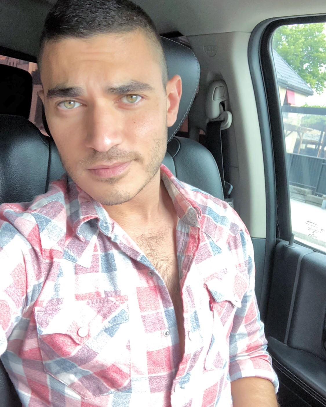 Happy Sunday! Post haircut selfie. r/gaybrosgonemild